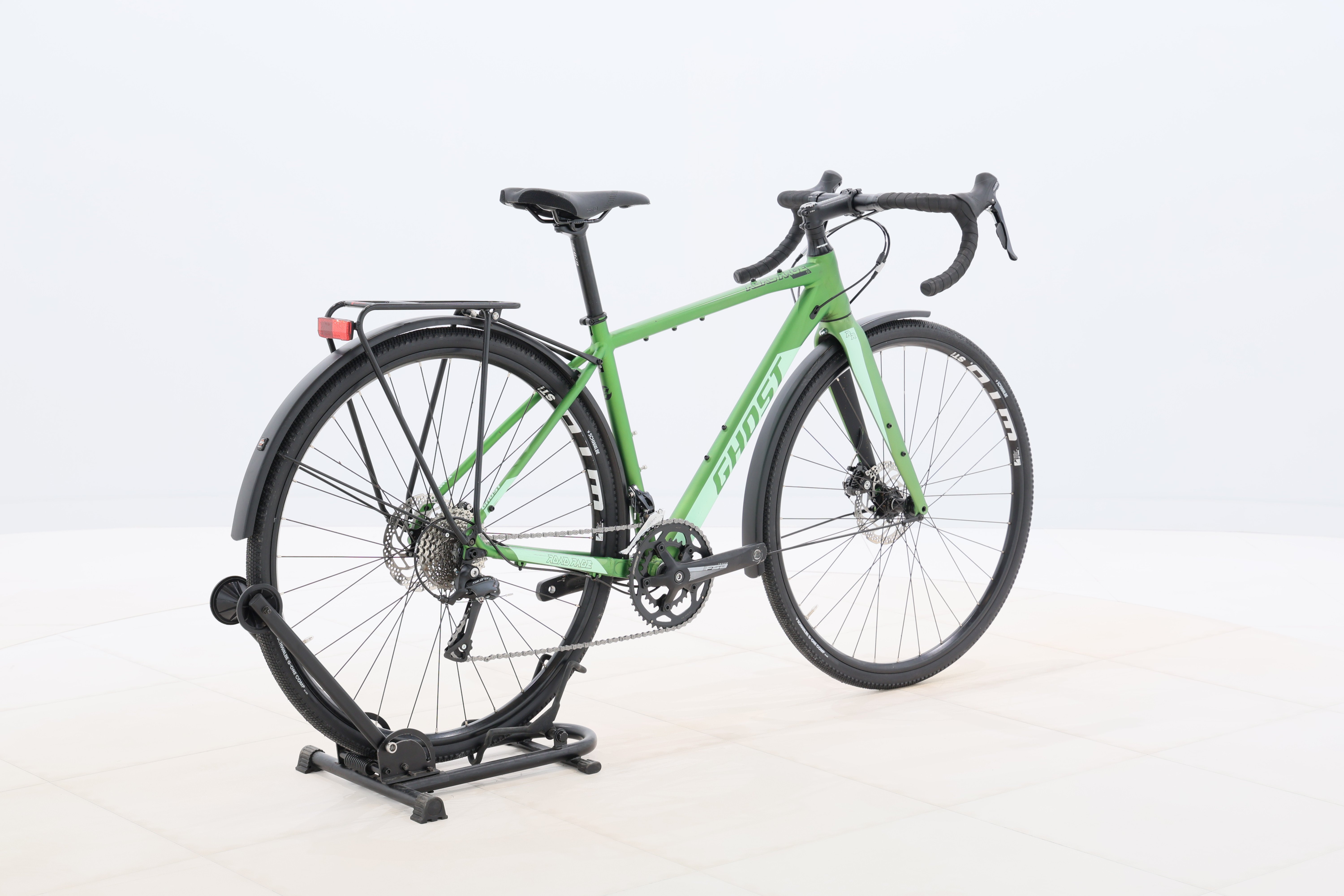 a04f4b3c-e669-45a9-9221-e6bc526f74a9