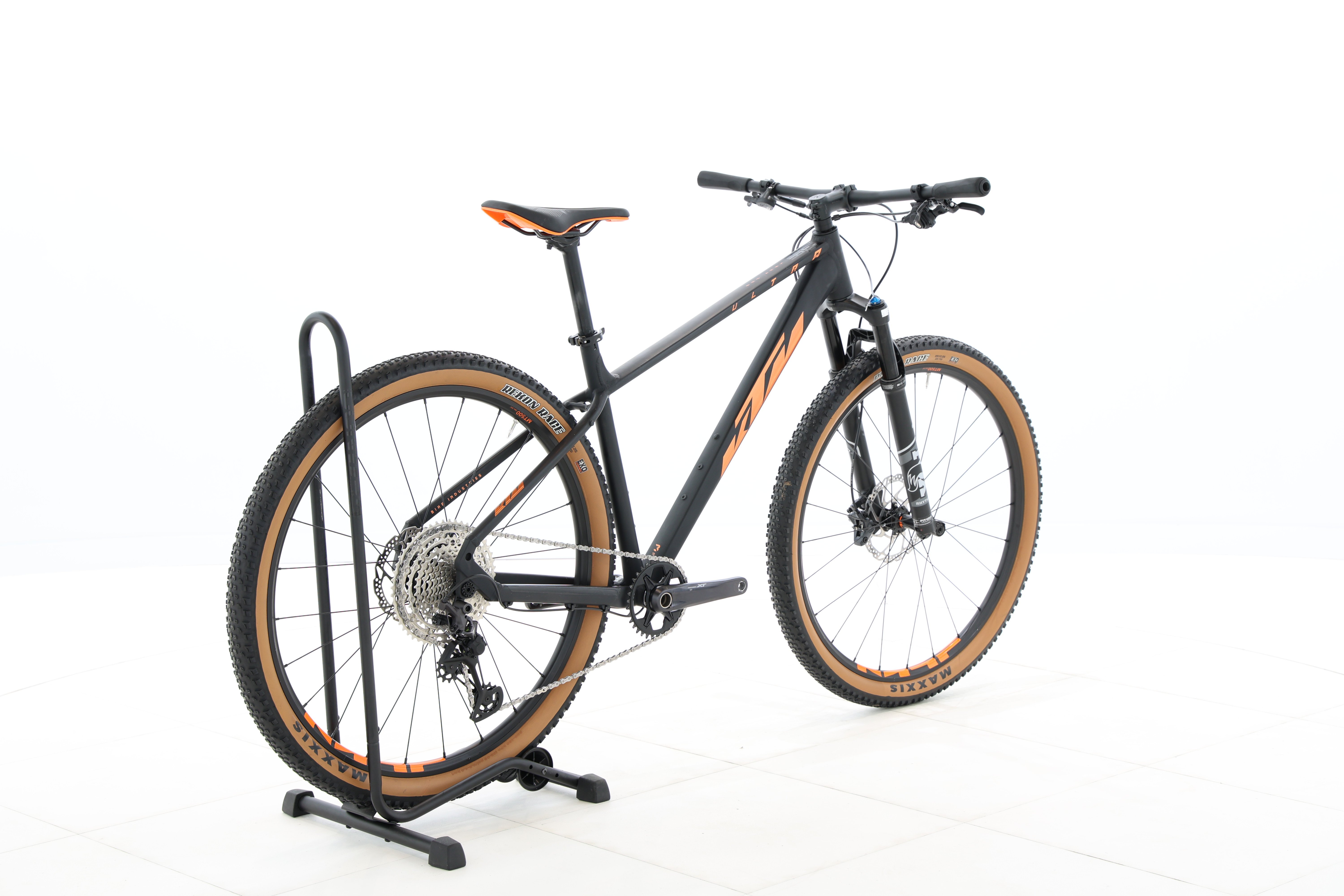 571f7beb-37a9-4050-b312-a42be4f008ff