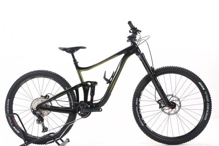 Giant Reign 29 2 2021