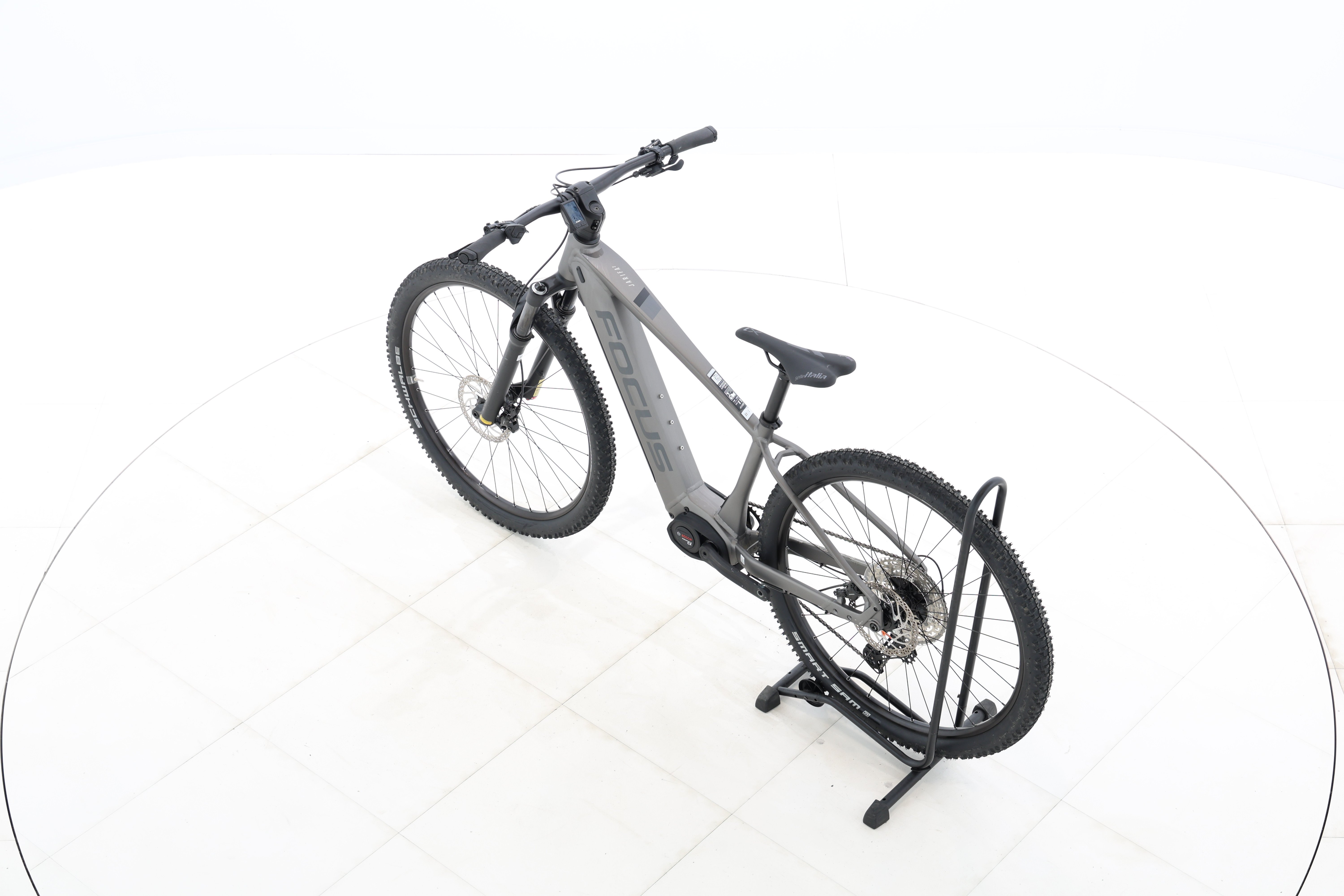 3ec01bf8-596a-4e19-82df-1cfb8651c7ff