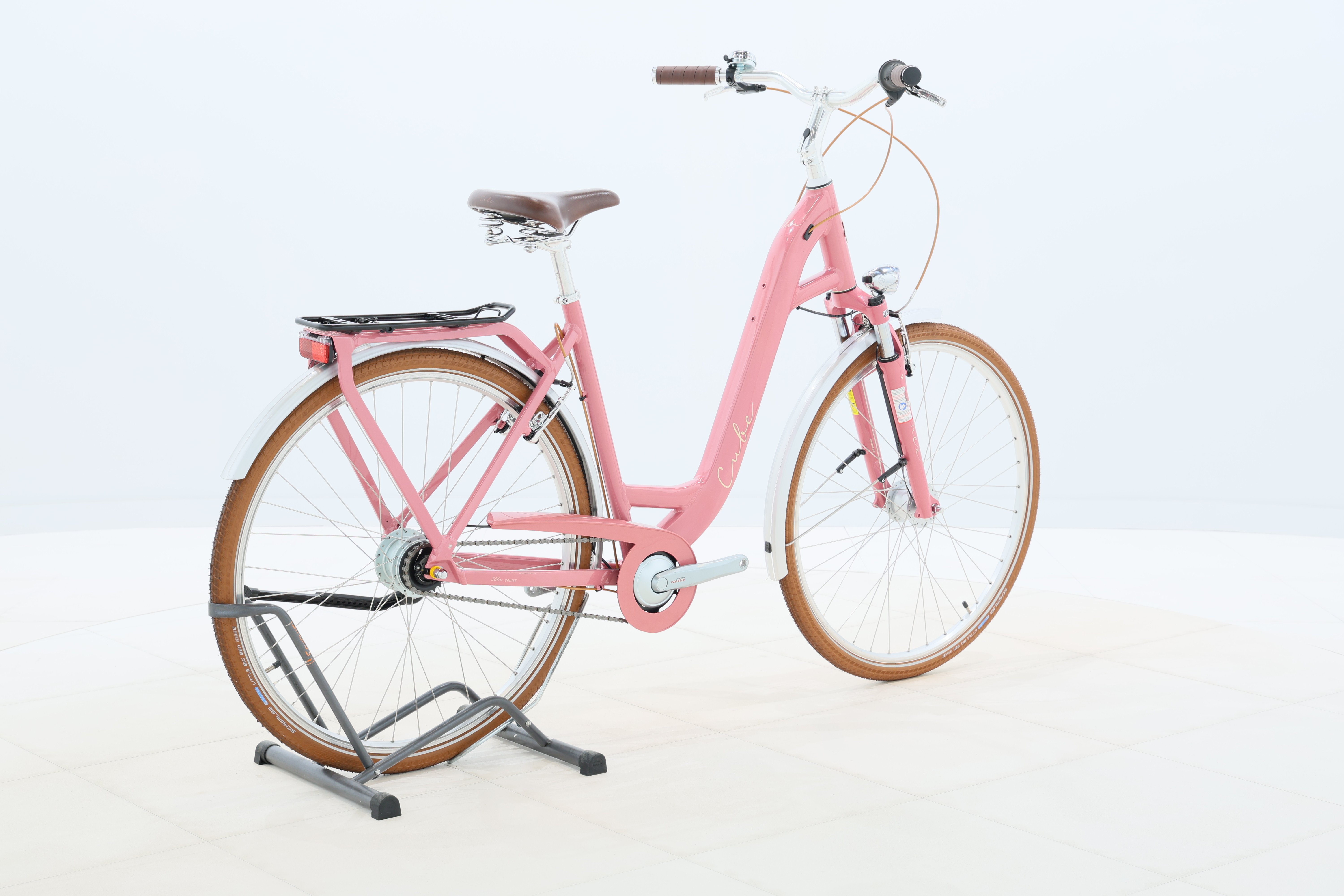 43f72b54-b248-41e2-8ba3-f3cf6f3cbbf8