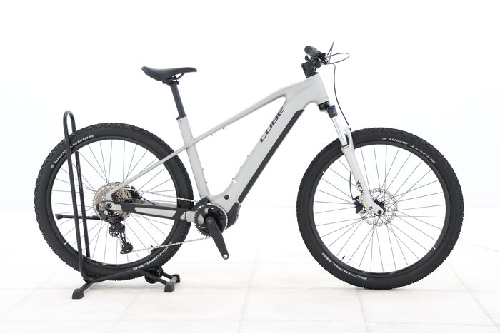 Cube Reaction Hybrid ONE 800 2025