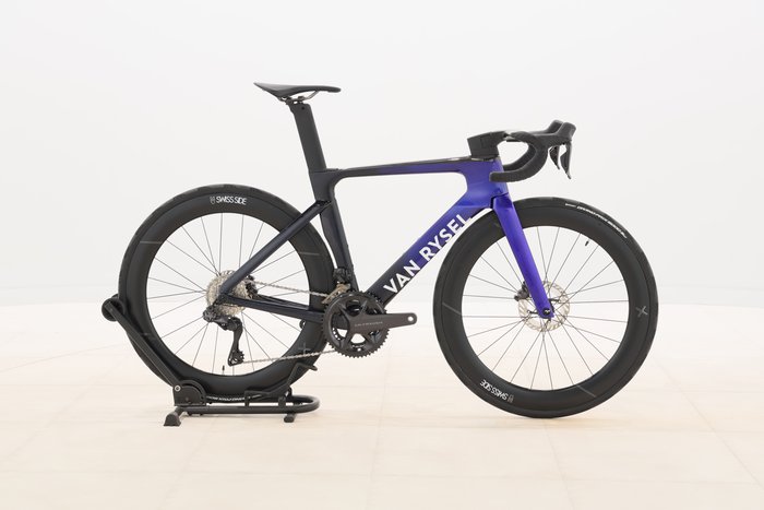 VAN RYSEL RCR-F Pro CF Shimano Ultegra Di2 2x12 2025