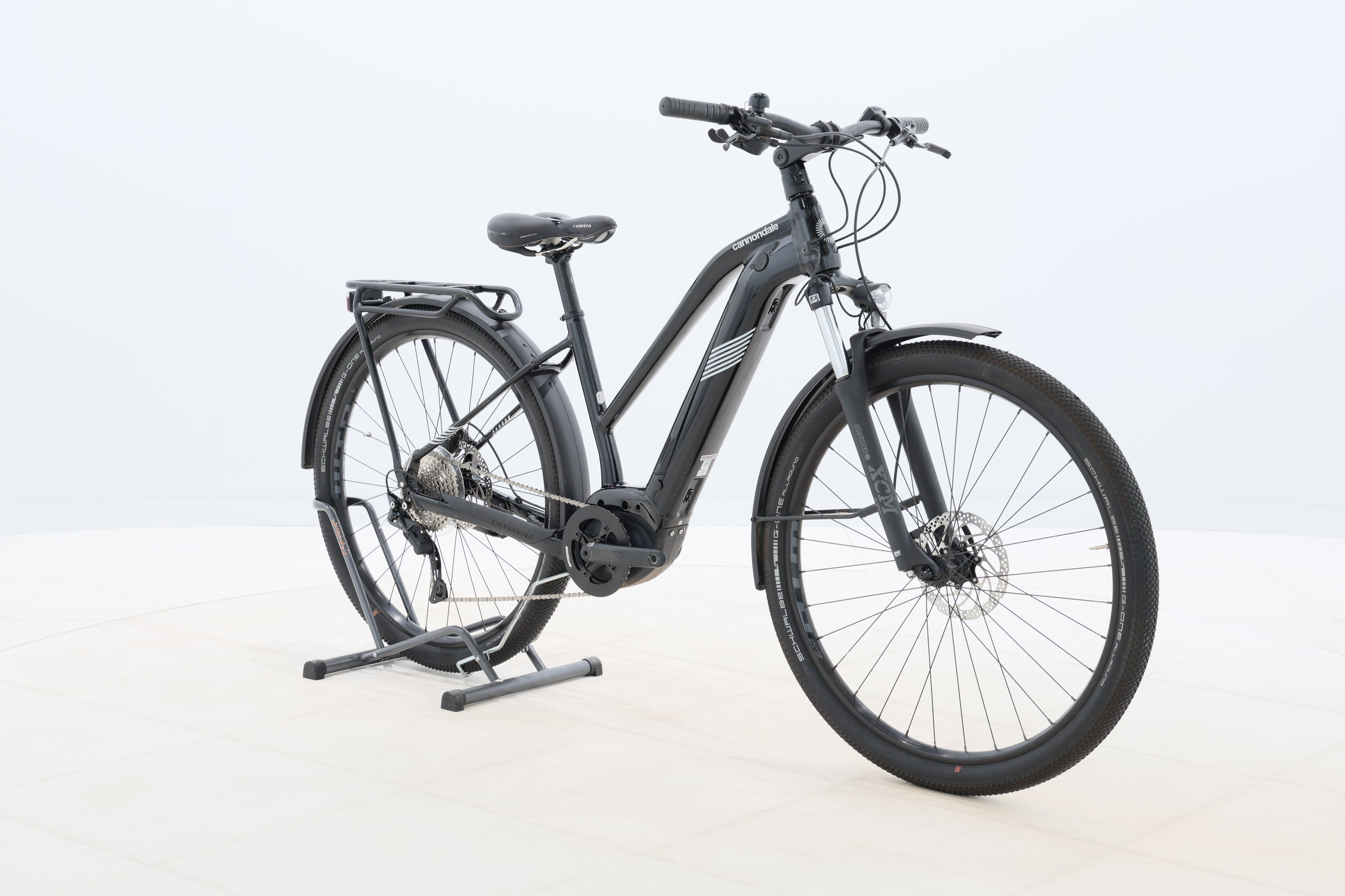 6cd3c36b-bad4-43a4-b48c-96a4163b2781