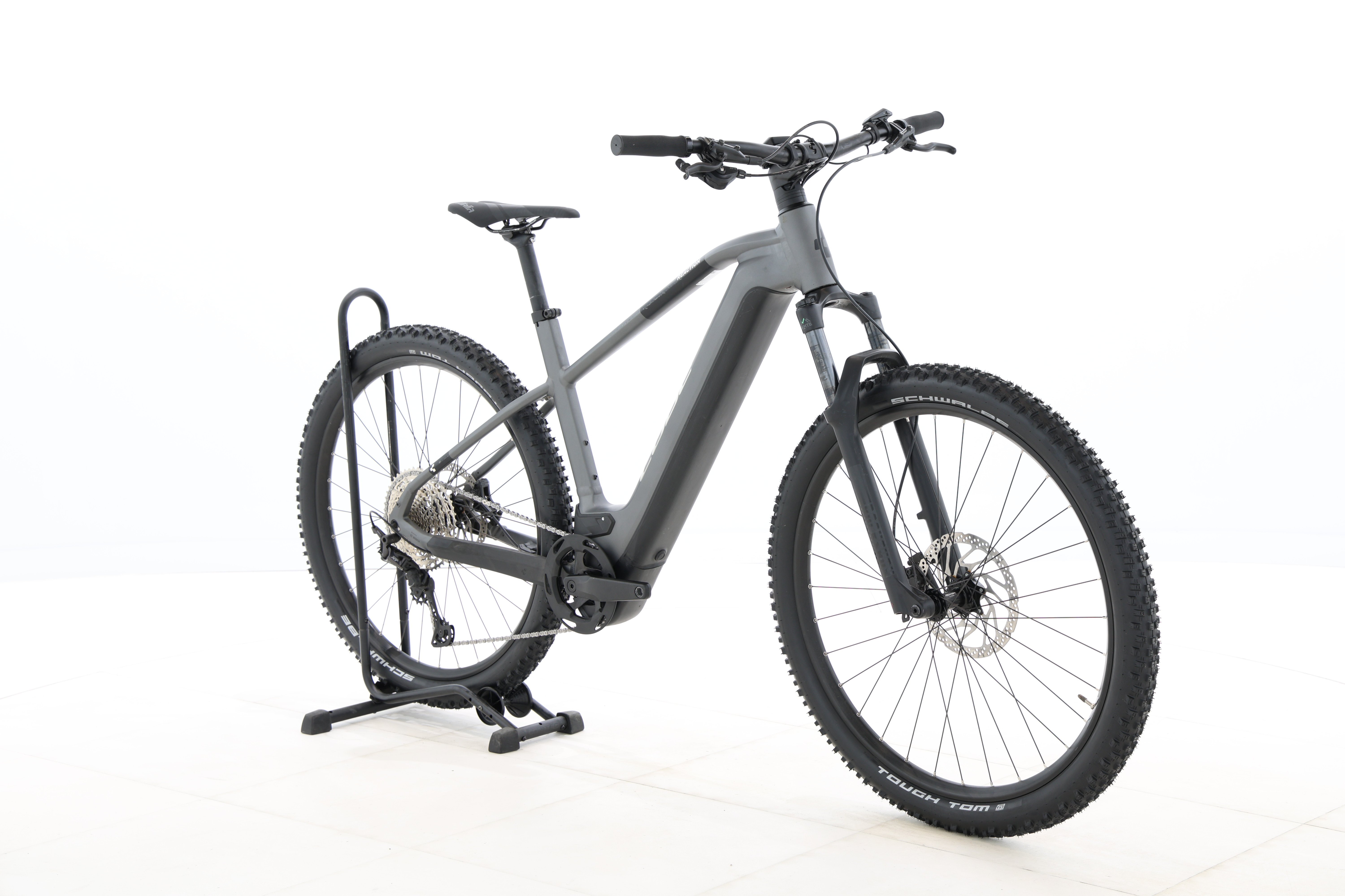 a2f2f446-2771-4c4c-a272-c6c58dbdcde1