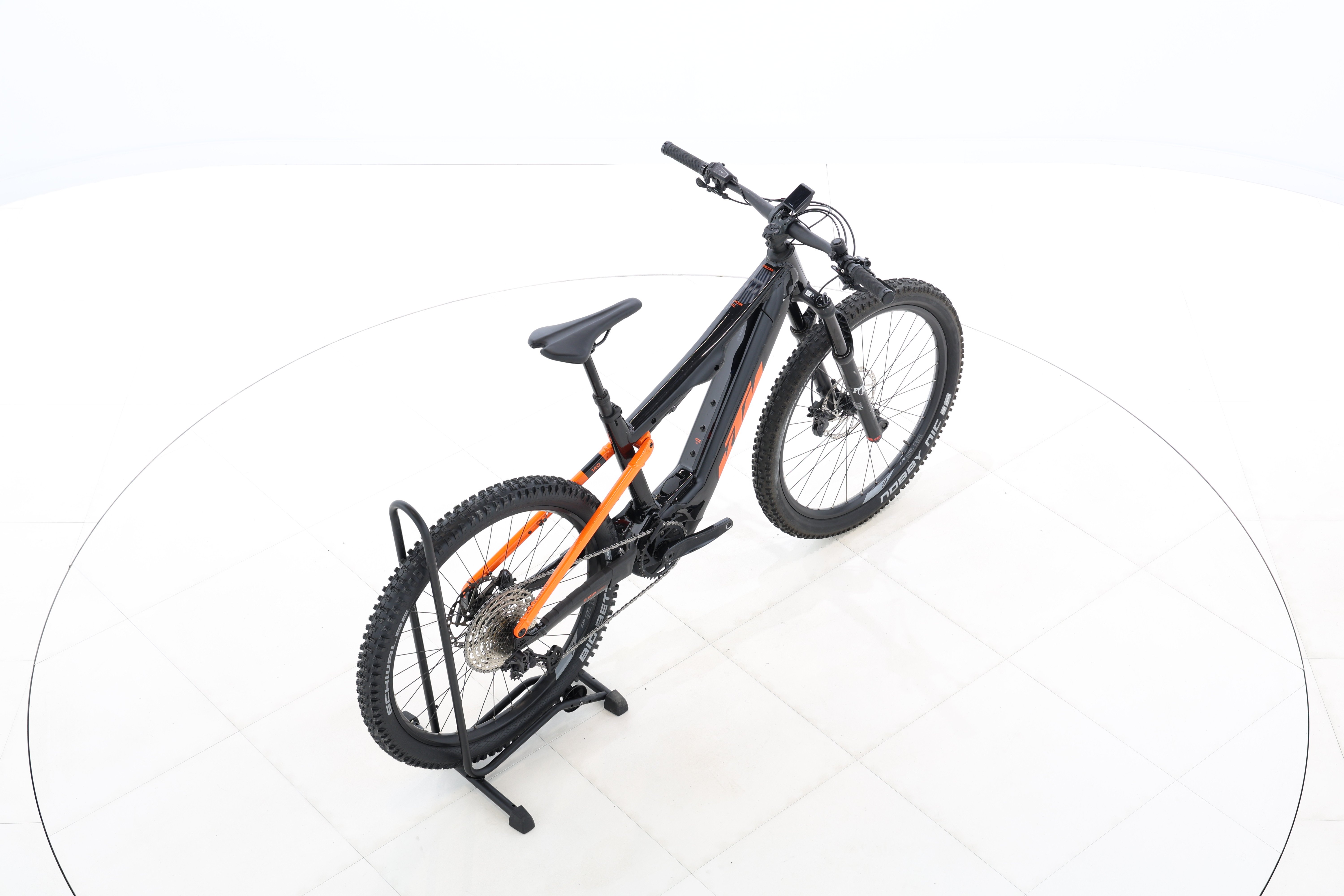 3fdcbb58-286f-4c63-9287-d9b58cfbd877