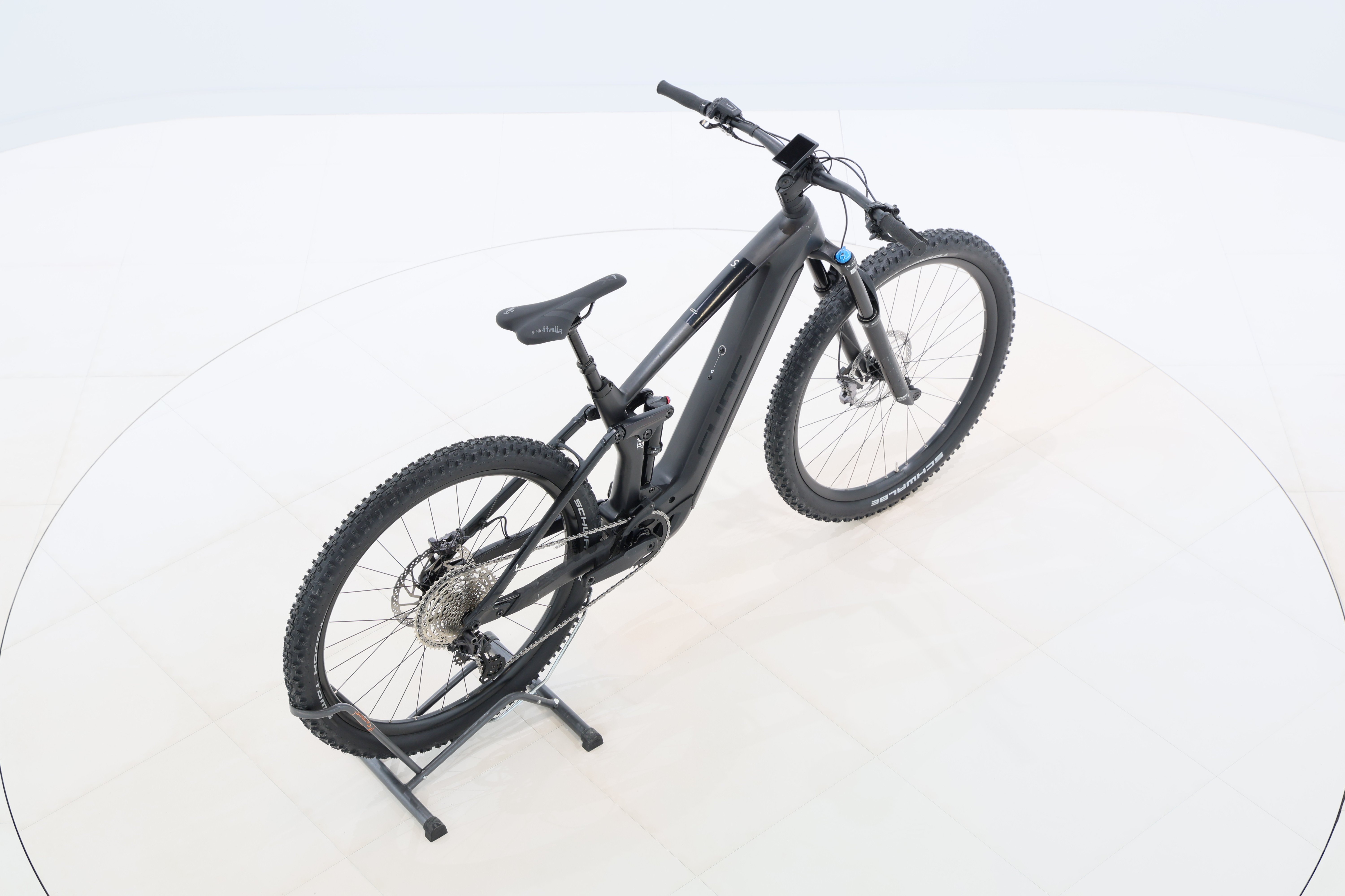 f898d262-5498-4429-8d7a-b325ece664fd