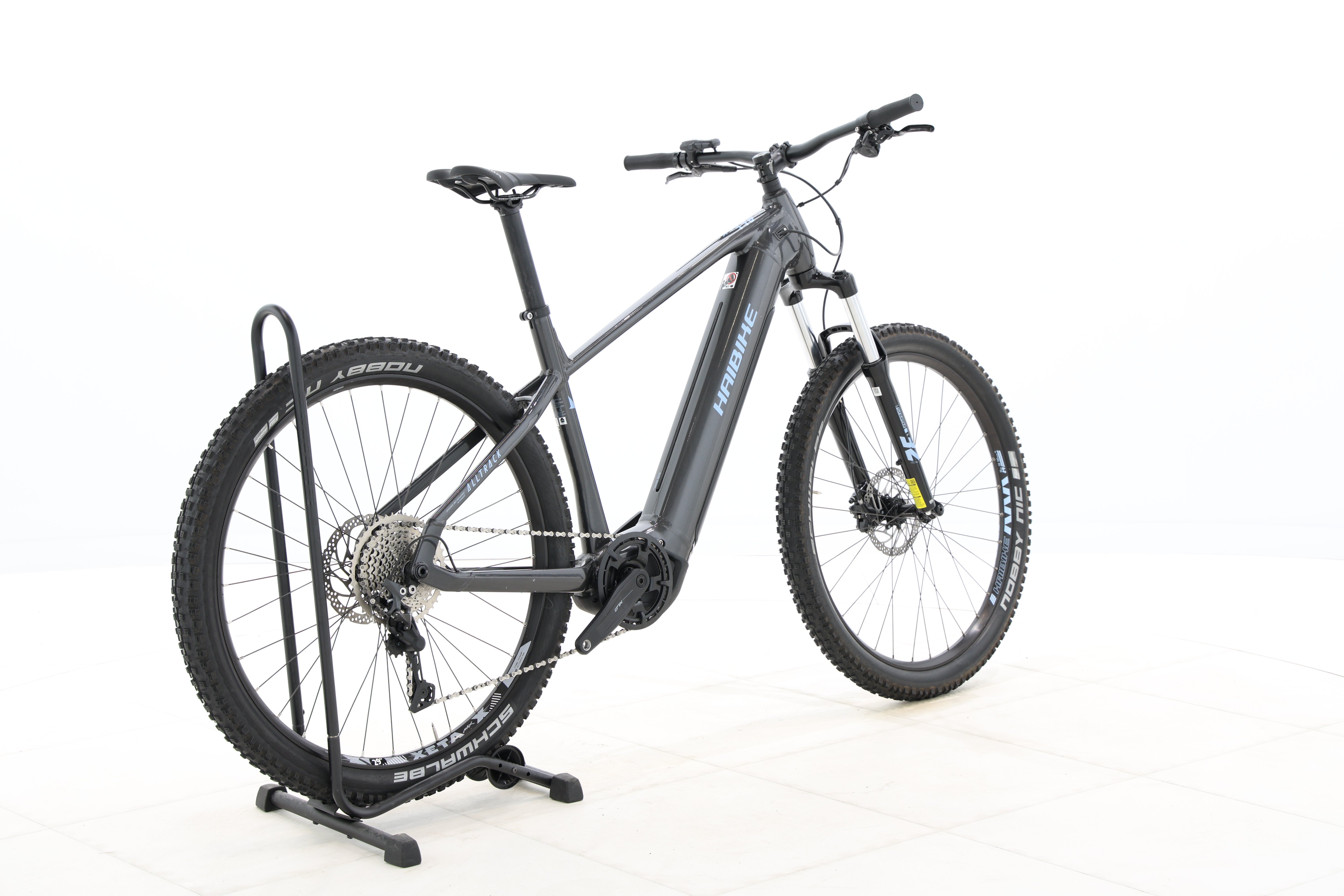 a10c5602-823c-4439-ad24-4a2d6a95710a