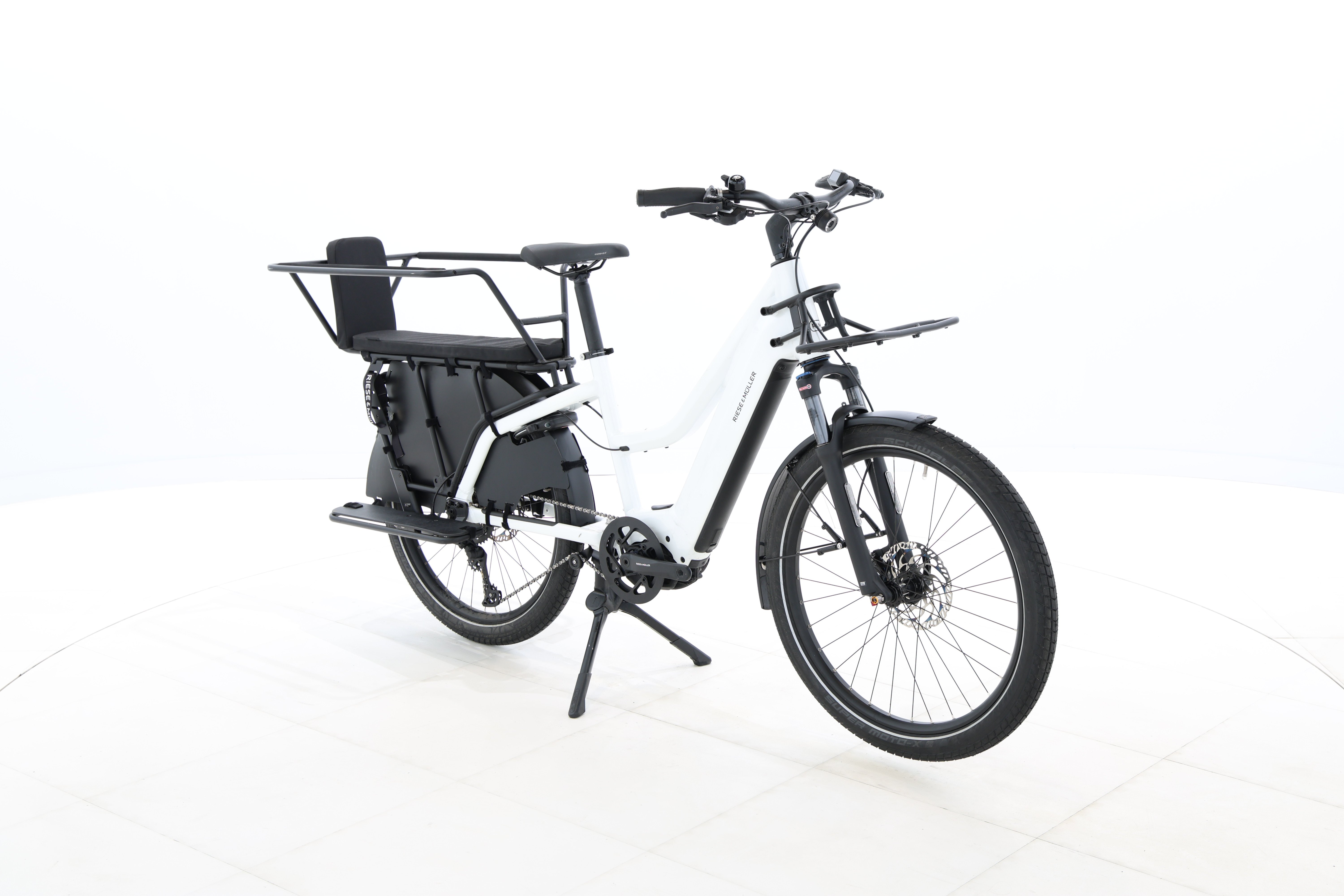 3edd84ea-3c6b-425d-83c2-ece7a79d2fa4