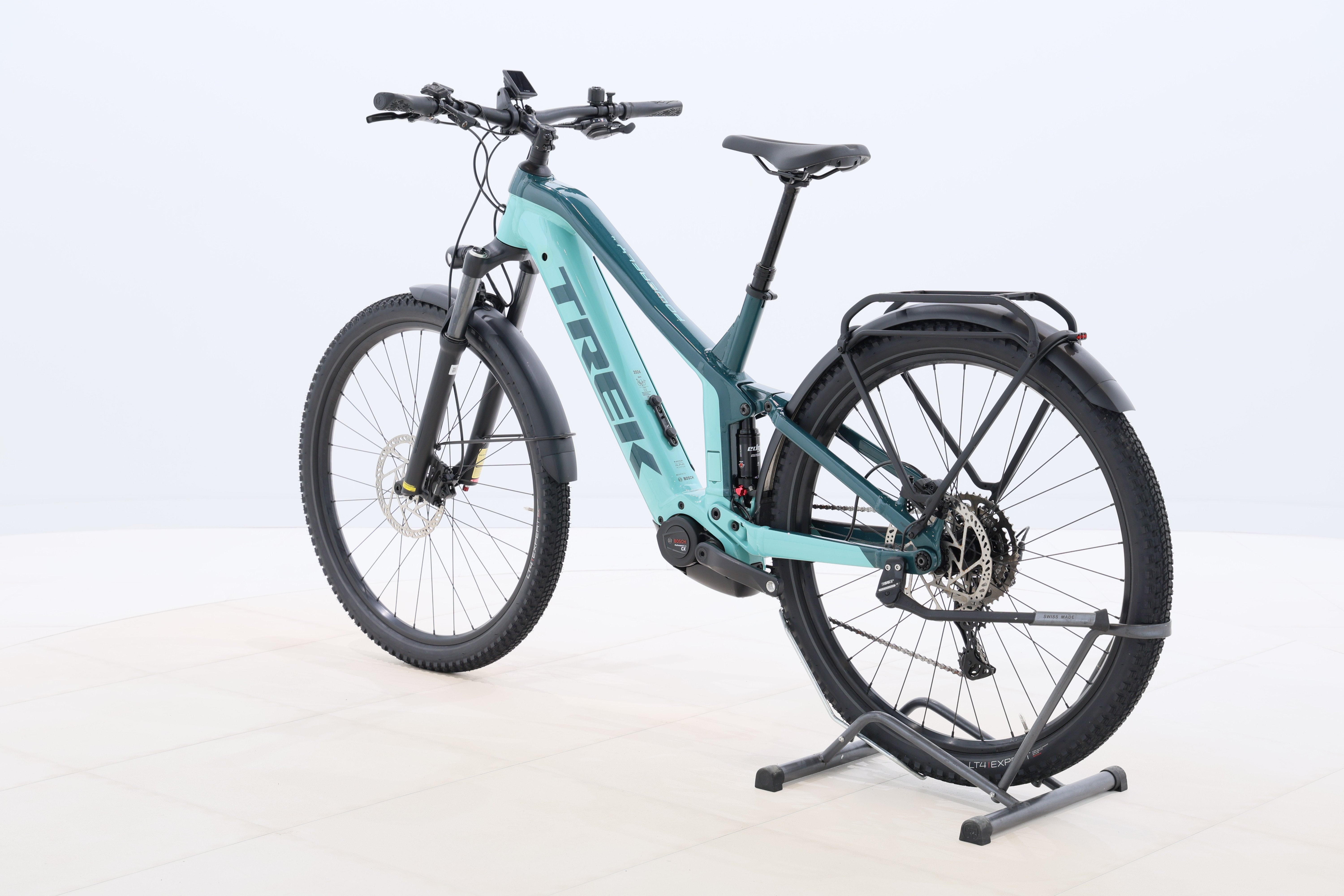 a021be83-0db6-485b-bbf0-4320f7e71493