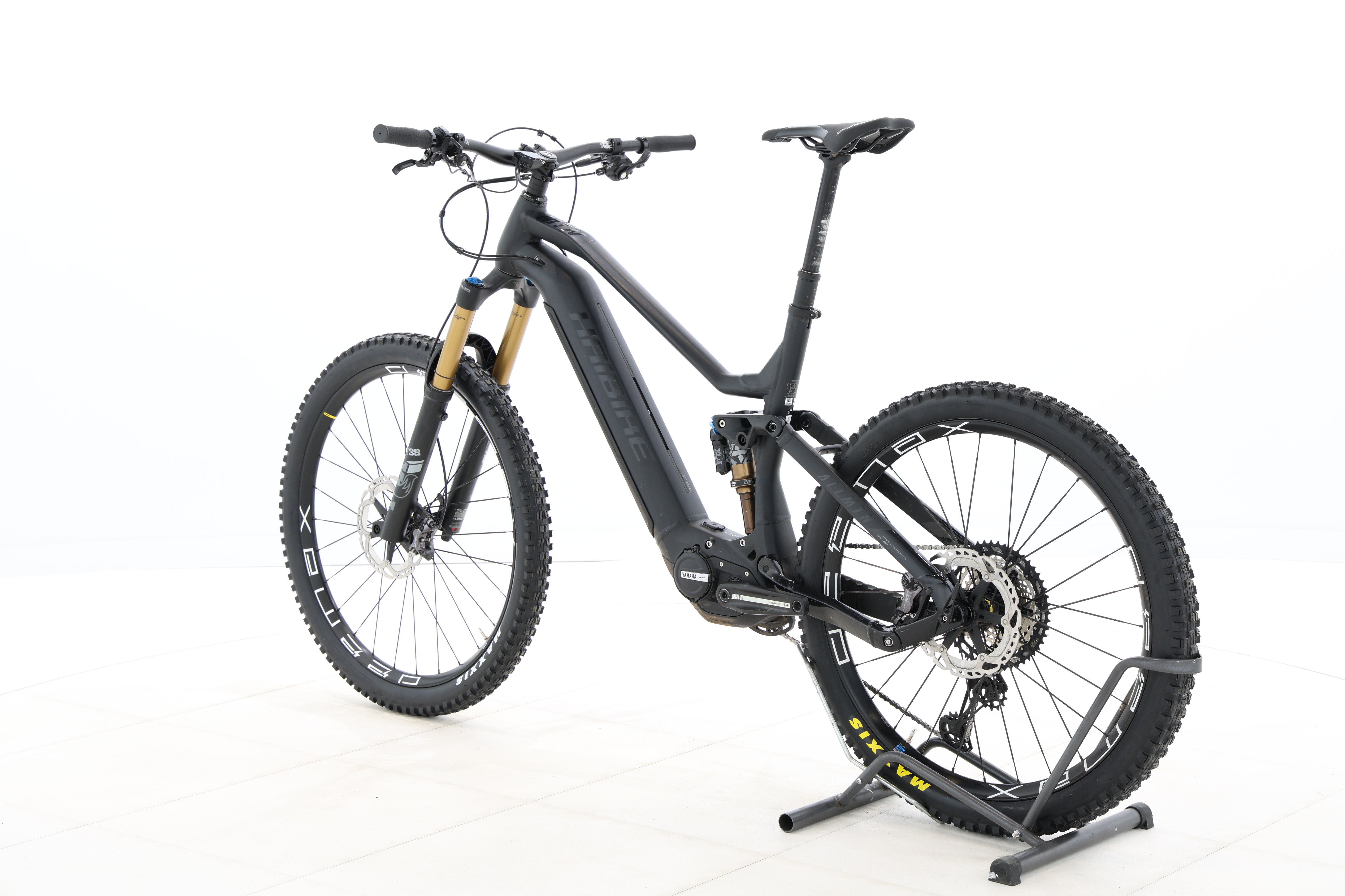 8f9d82d1-c05e-4586-833e-222f8dafcf83