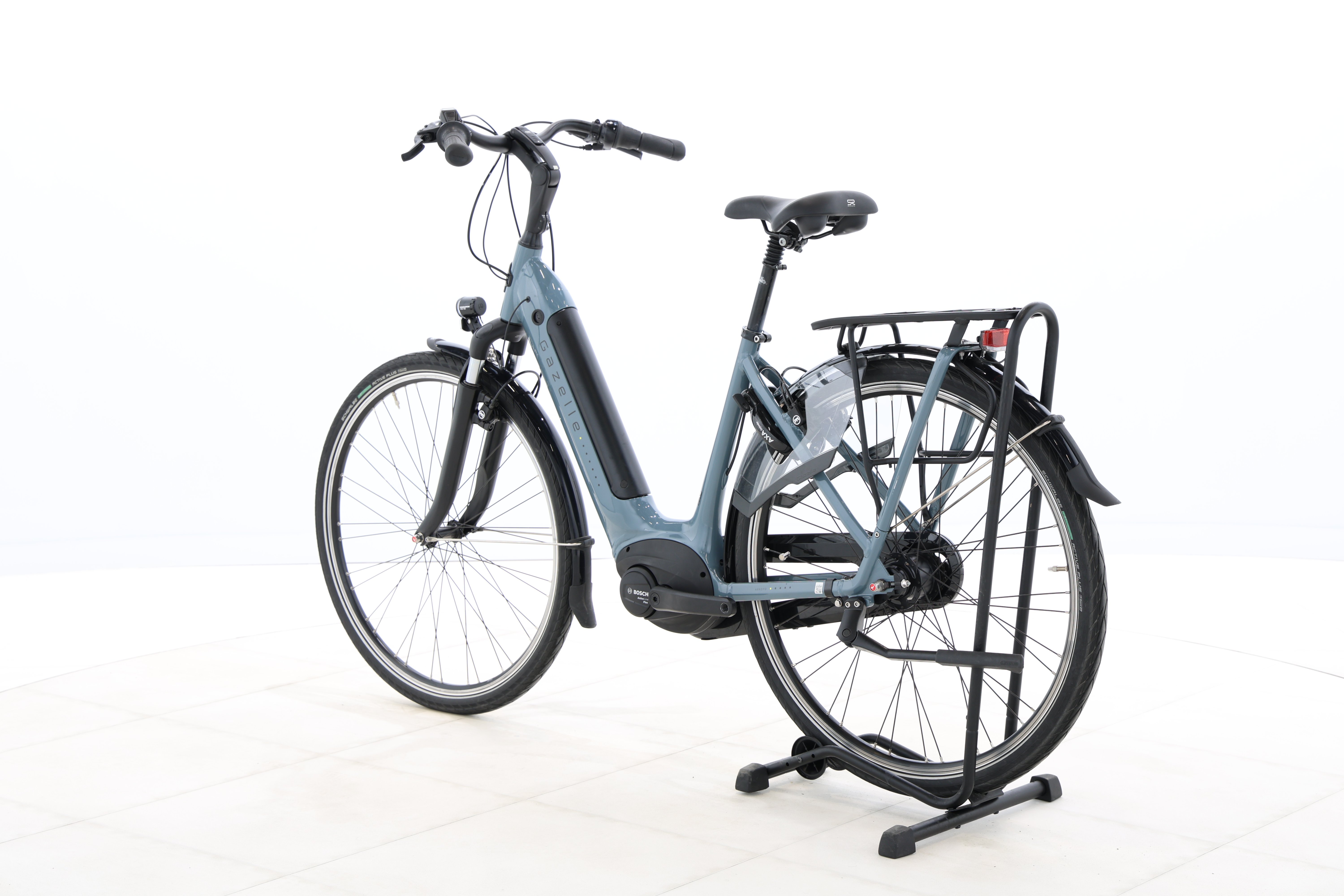 6cfd965f-3775-4740-aa5e-cbcf2cfeadeb