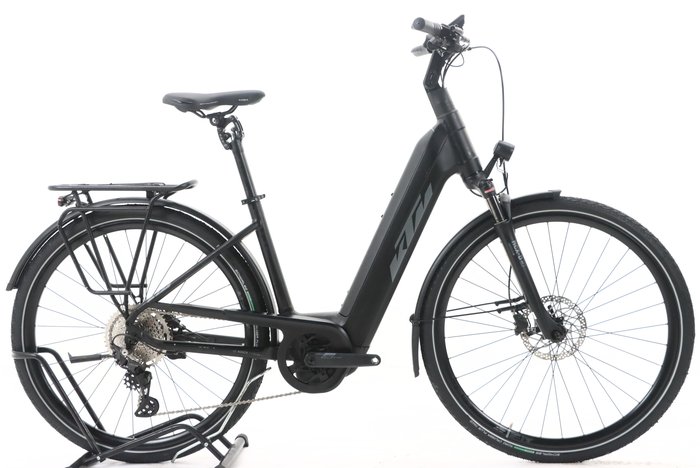 KTM CENTO 10 PLUS 2022