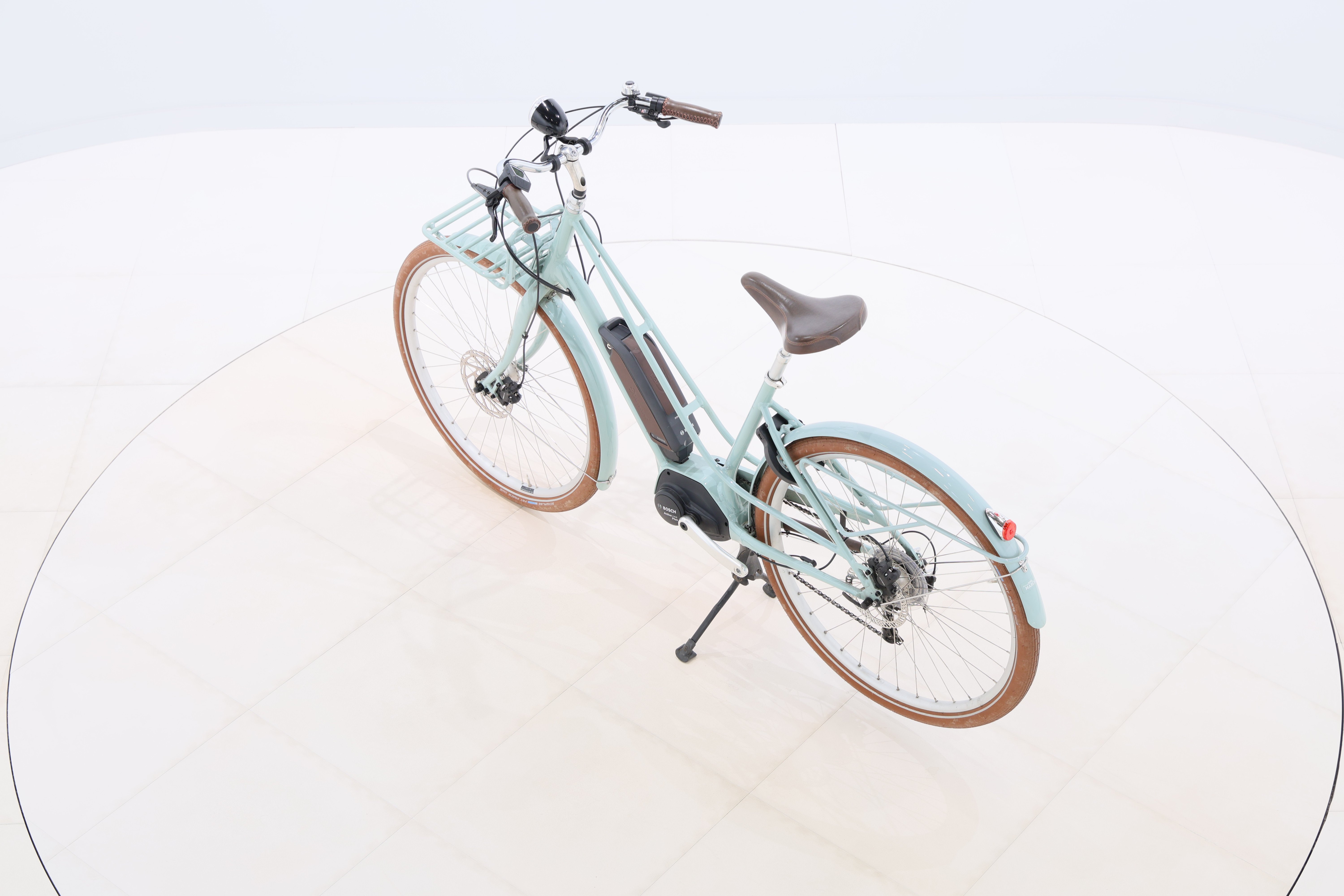 f6a484ce-f579-40fa-945b-f77c825f2767