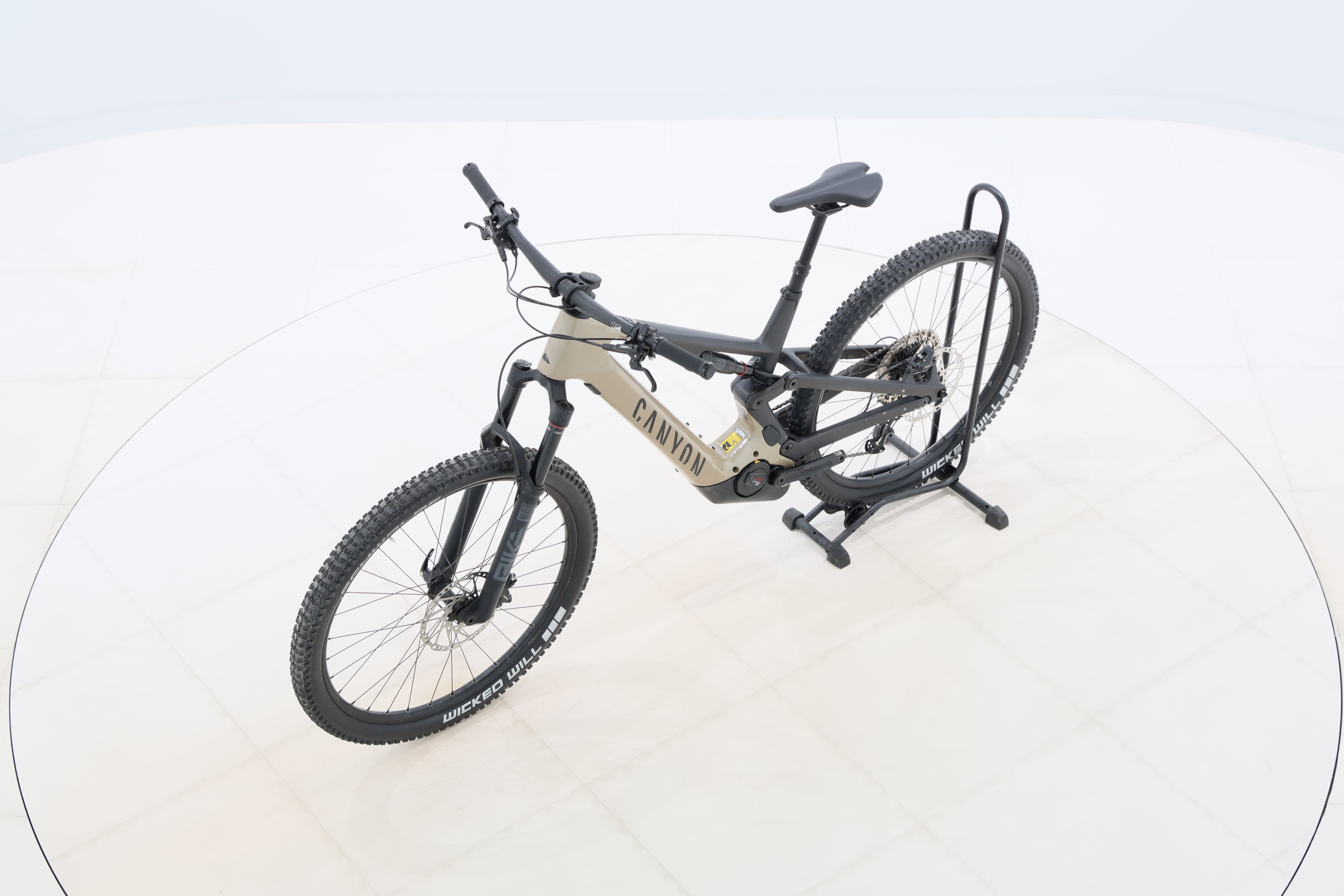 fbebce2d-626f-4695-879d-37f2c197a930