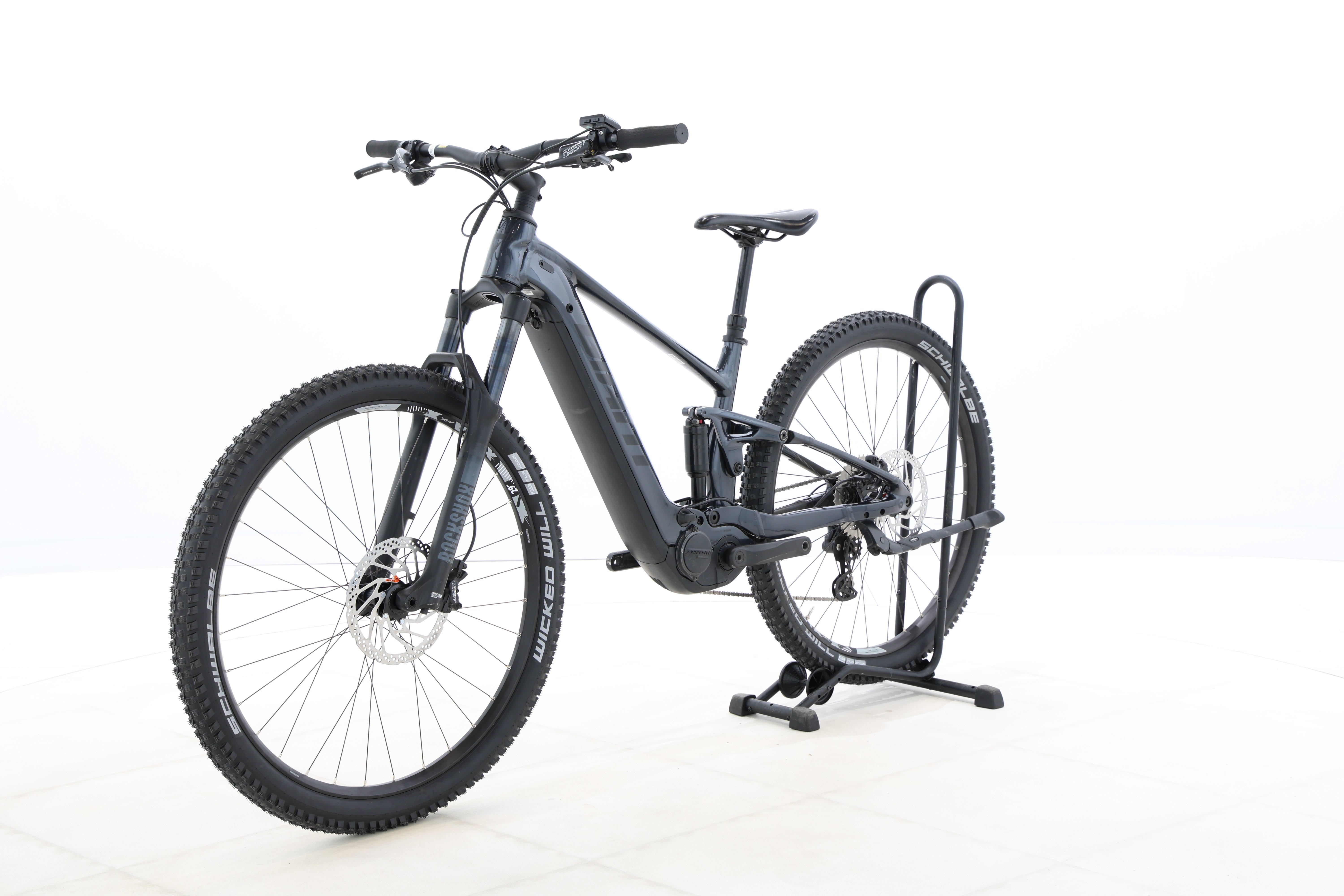 adf5773f-5ba3-4baf-81e3-6e0214df93a5