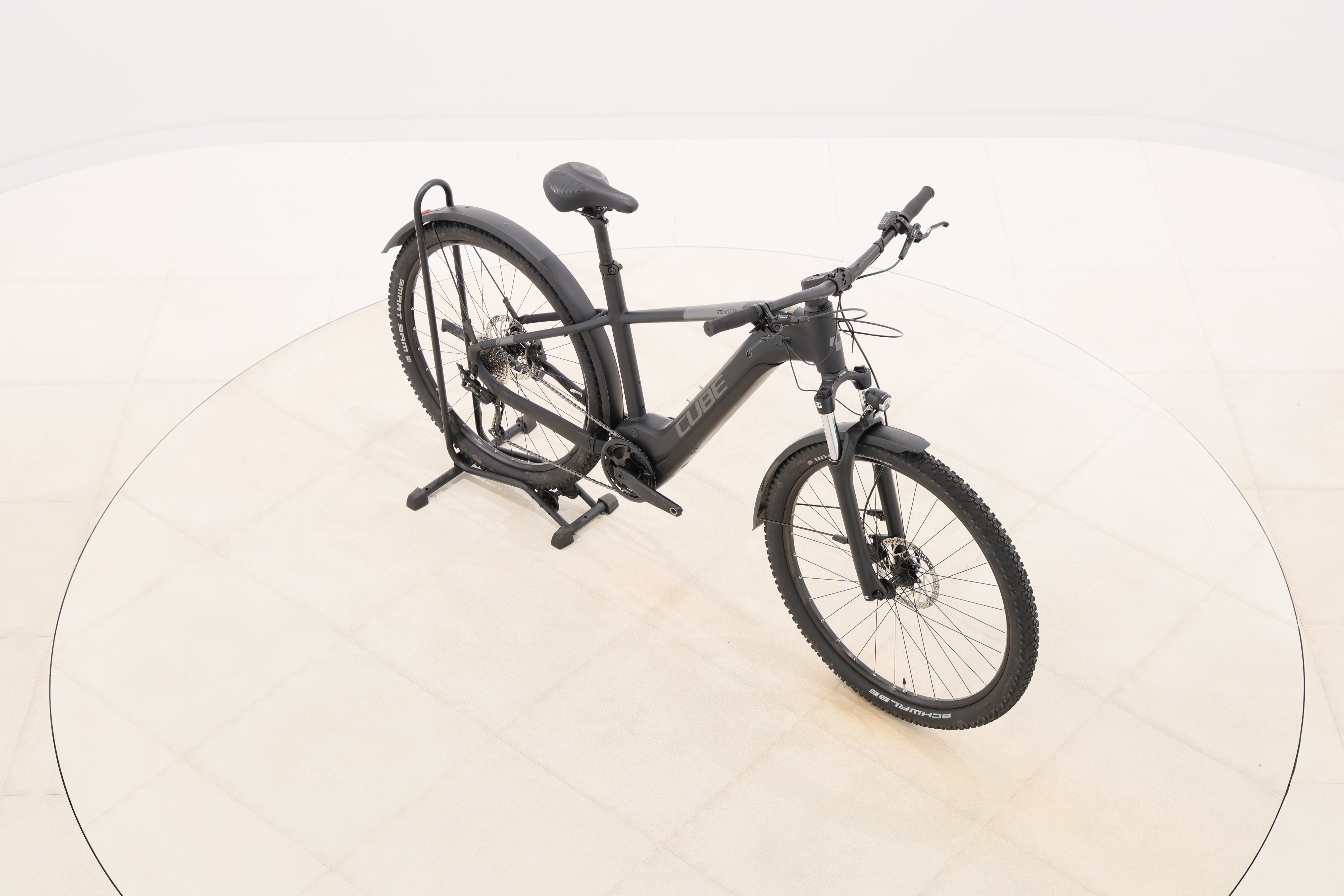 a6a67878-08d8-474a-90cb-7ccc7c1ca403