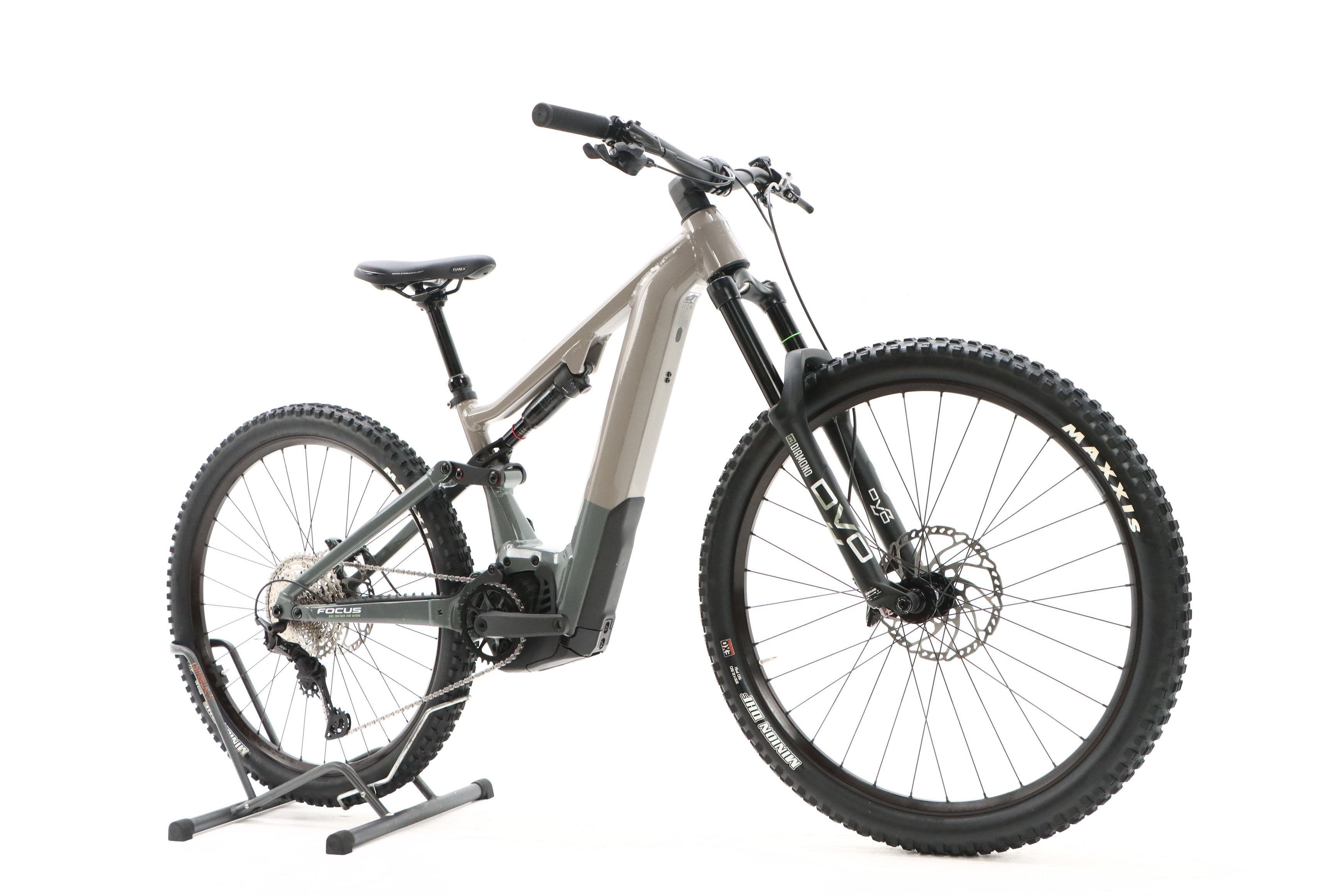 582ef497-97c1-4770-b25a-f9743202d617