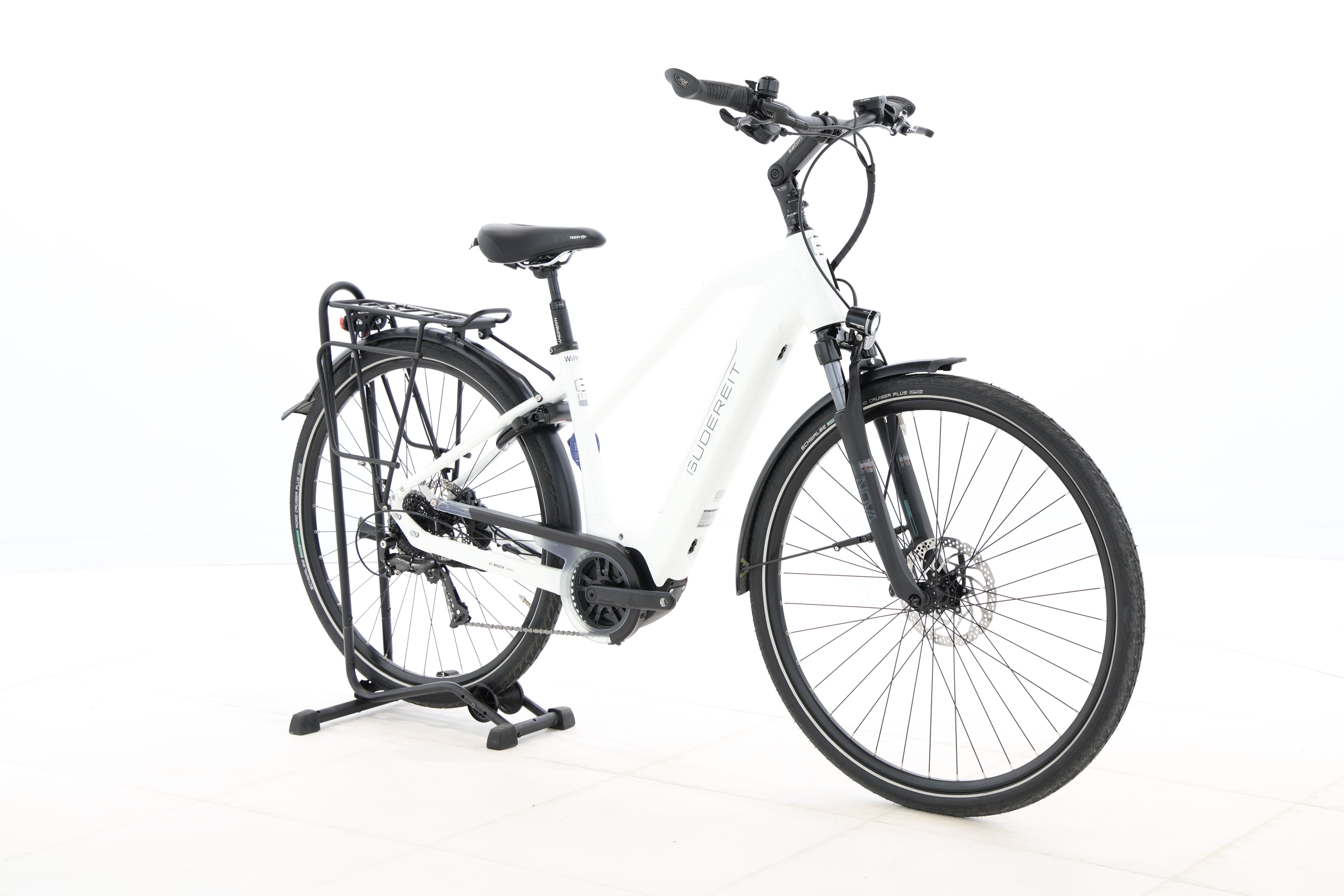 f02d9943-372e-4dcc-baf6-b7896cc6e686