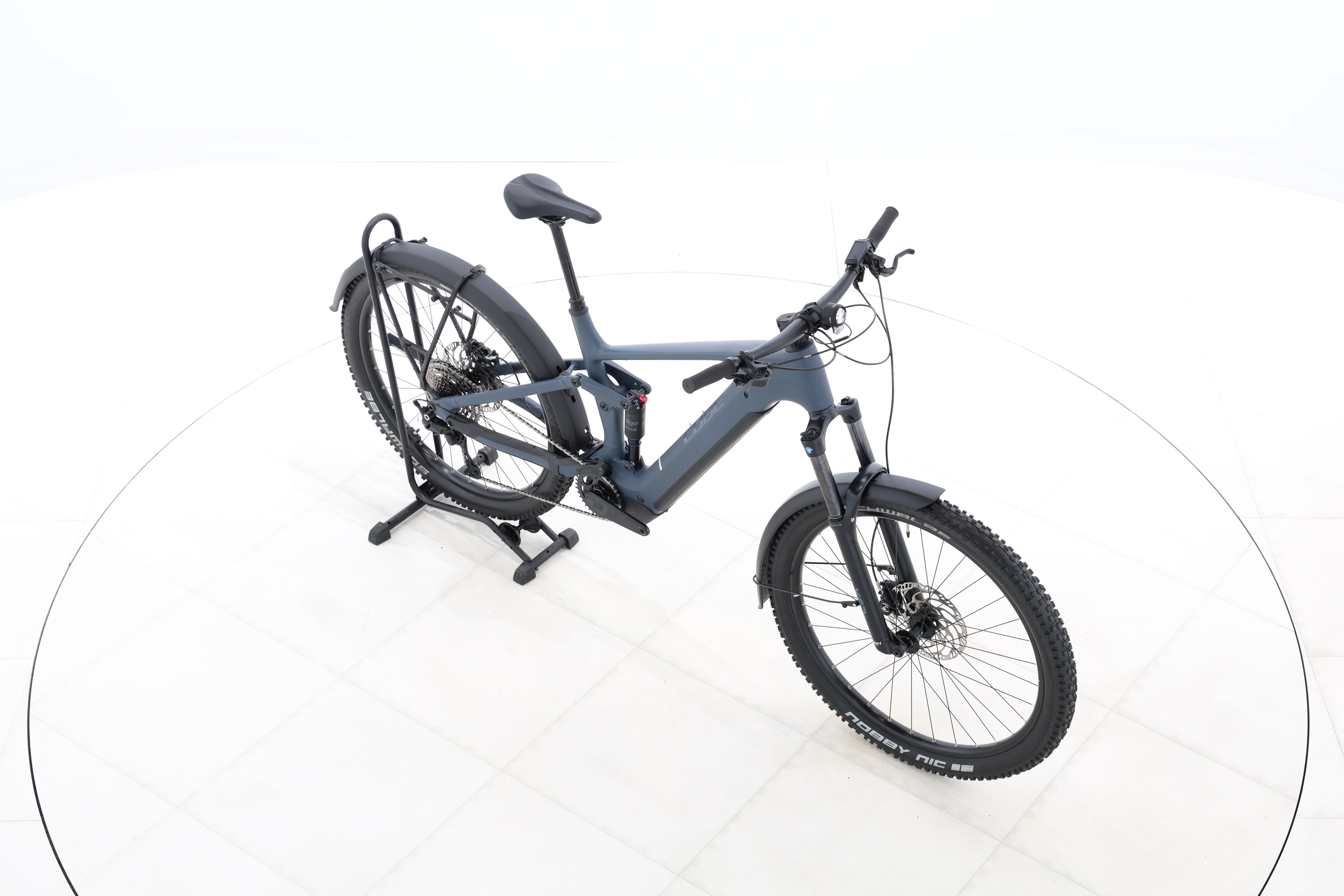 3f5cd1e7-e868-4bb9-b8c5-0ffb56fc099a