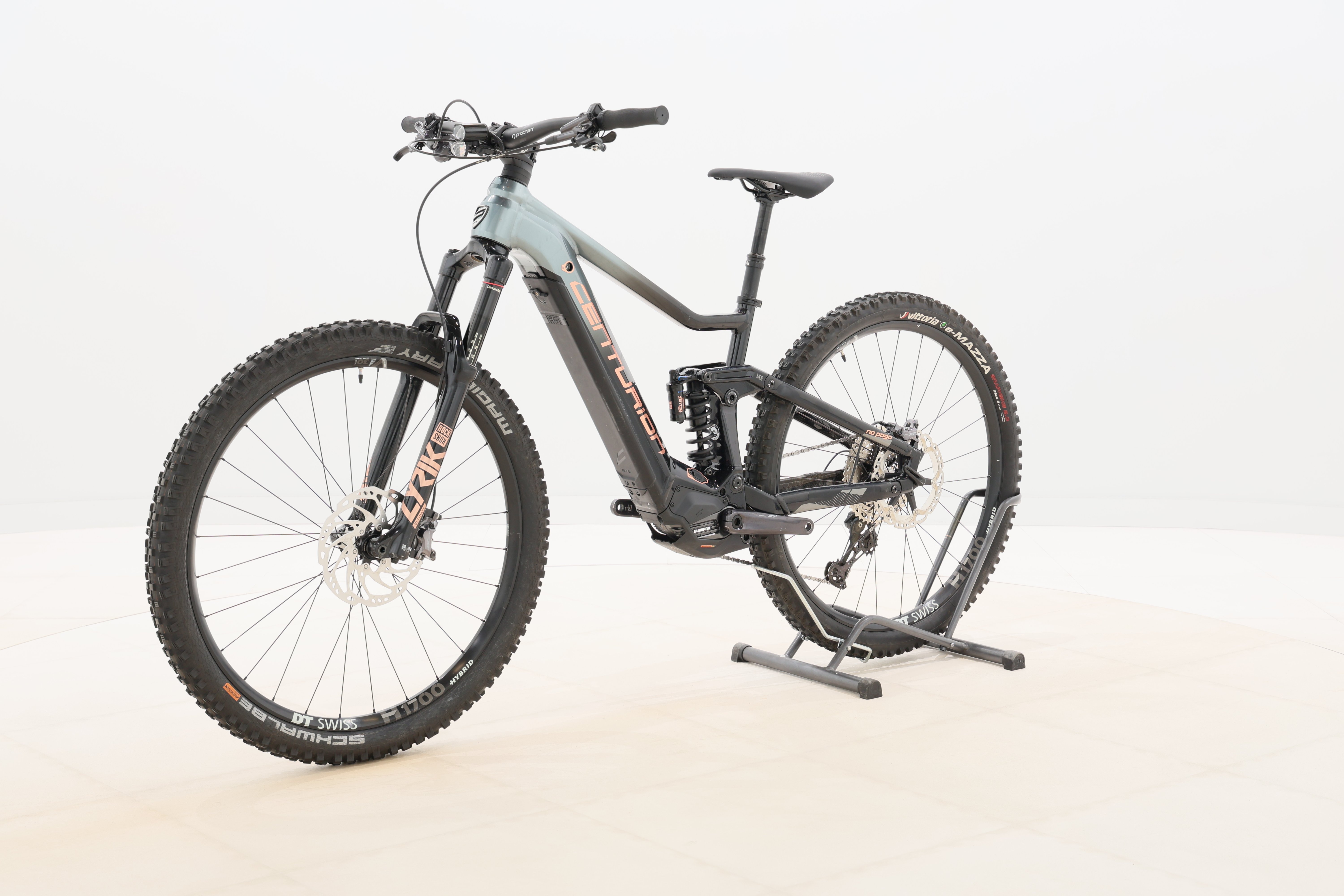 740a0c6d-f77d-4733-8c12-6c8146d1bf41