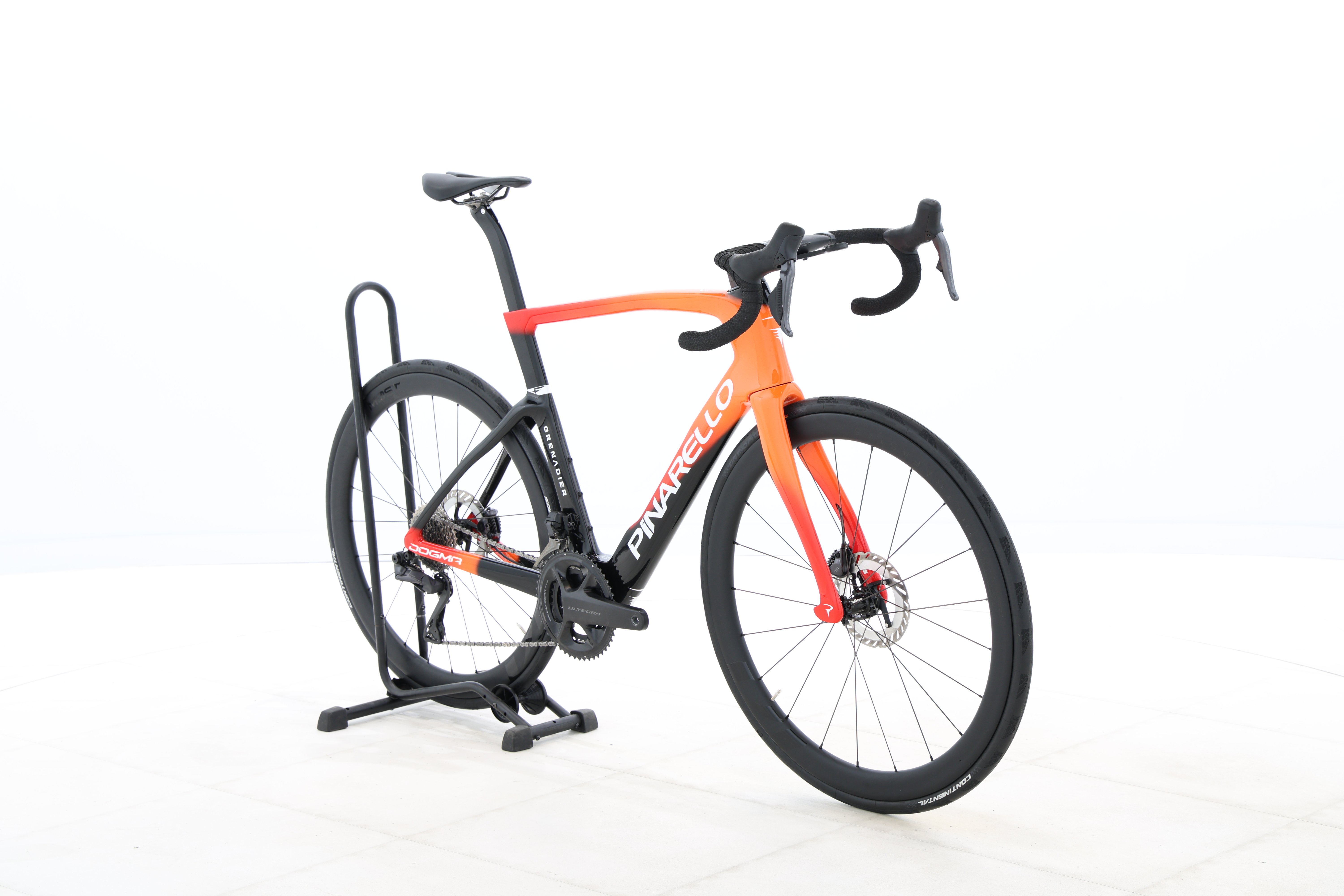 71f0fdf3-71fb-4971-b980-3a9c3c1e8b8b