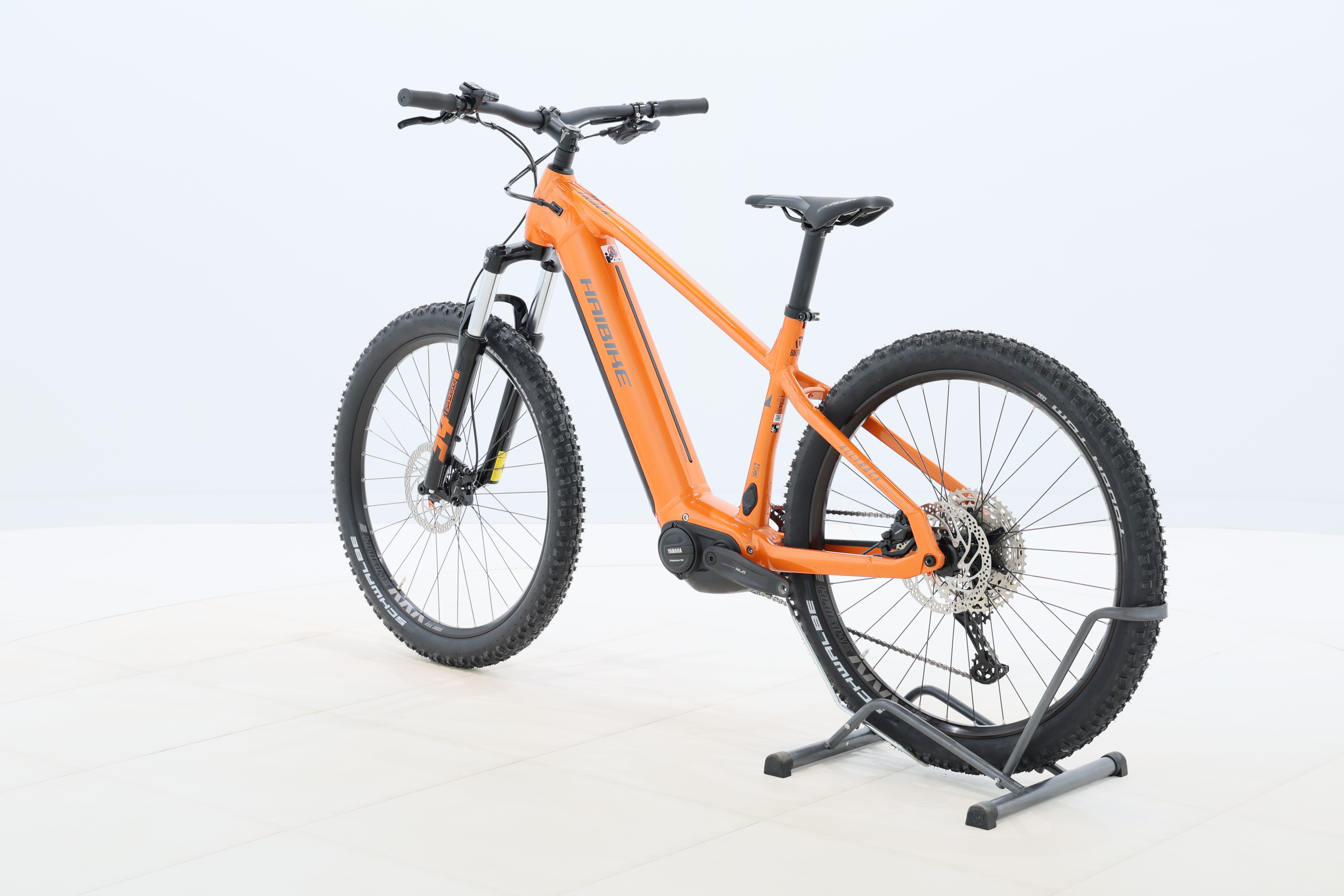 43eb55f3-3bf4-4b22-9120-31a399cbb43b