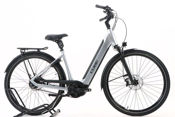 Cube SUPREME HYBRID SL 625 2022