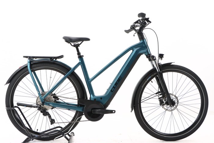 Cube Kathmandu Hybrid ONE 625 2023