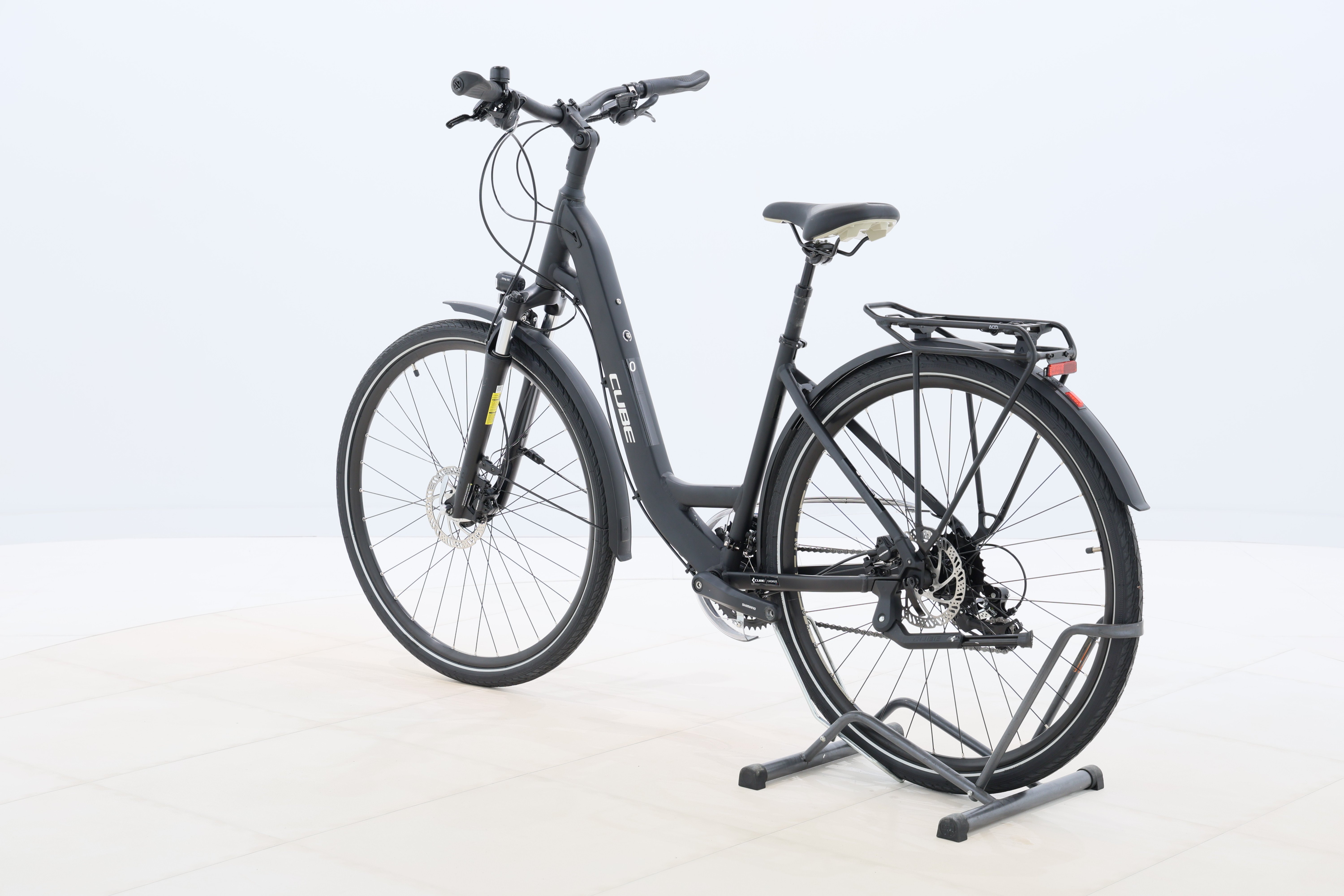 e3cf5e84-3405-4c72-9f13-448cf57da5e5