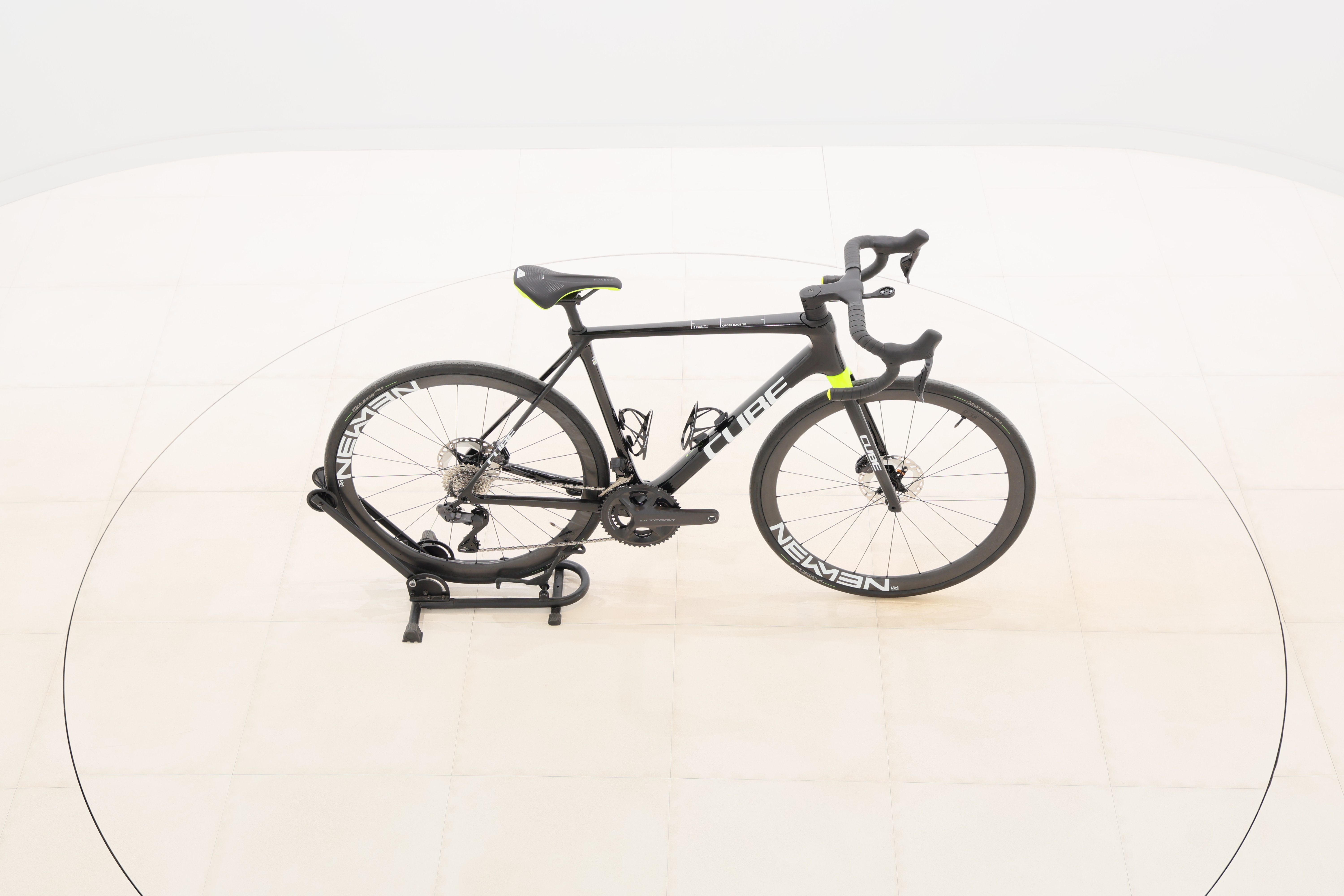 bdb99430-be3b-45a3-ad2c-d8baae6c3362