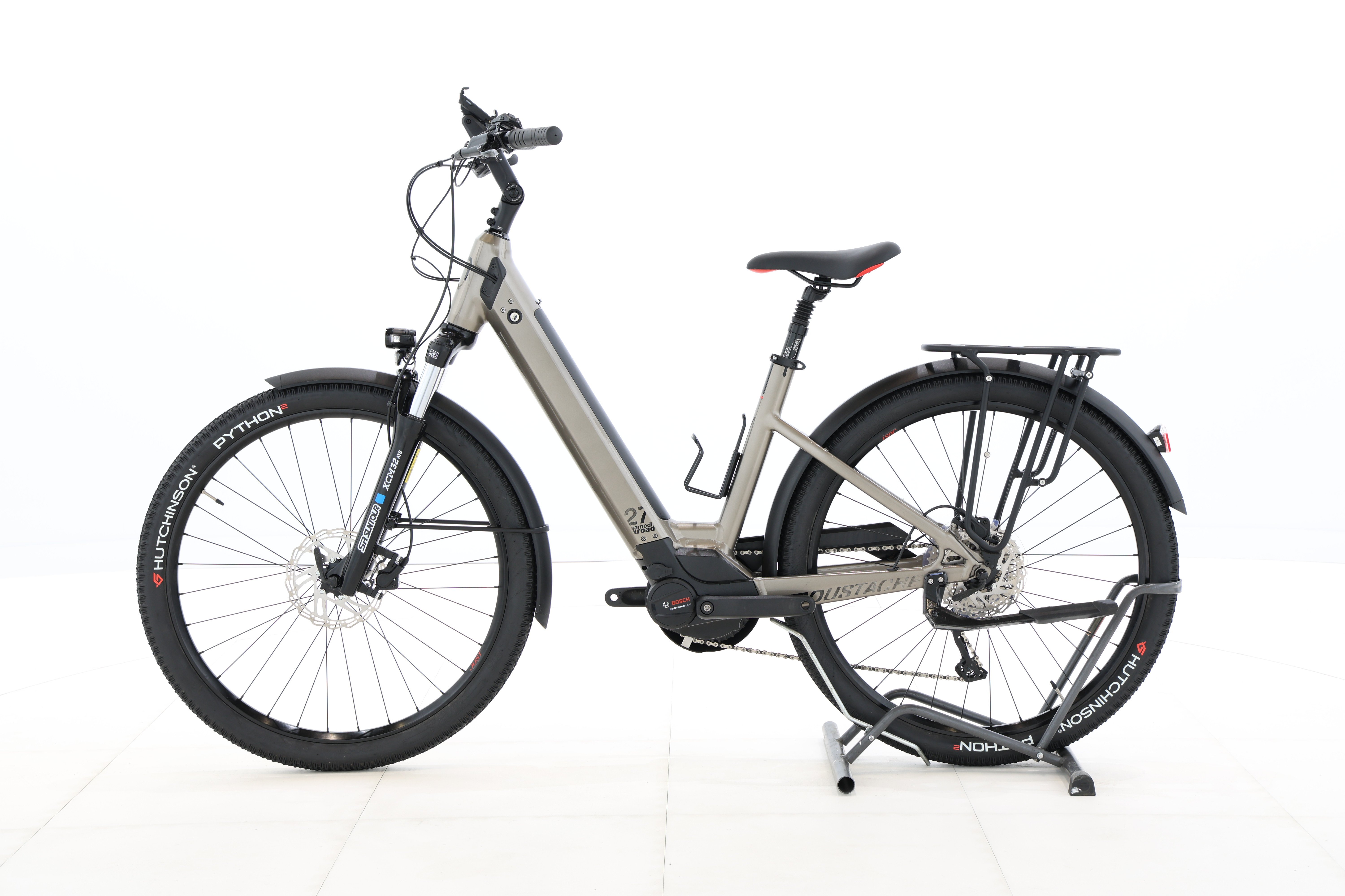 9adb851a-1e11-4601-bc75-ba82936e9c6a