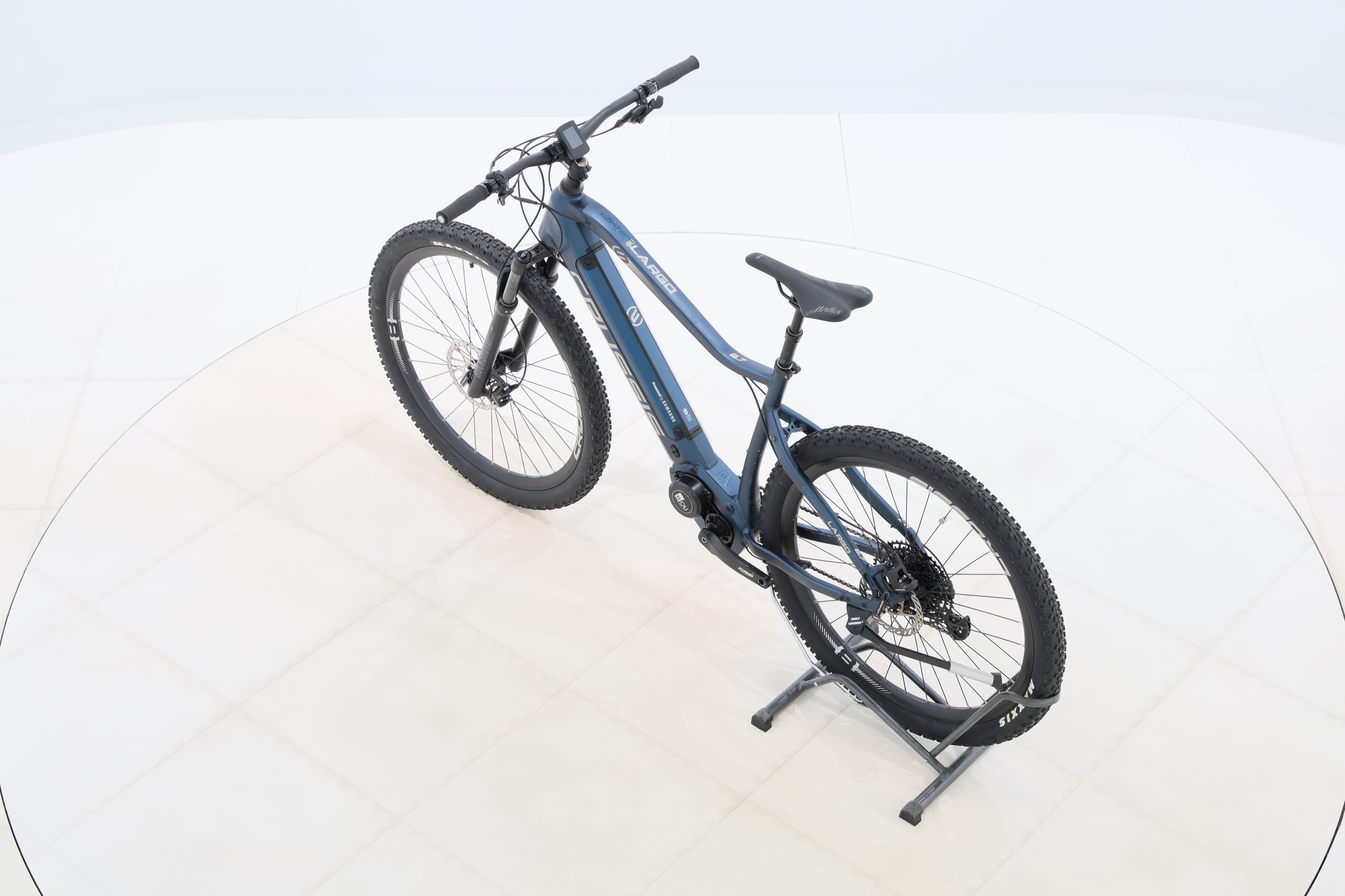 b7d0ae82-13b2-4f5f-8163-187d429f5288