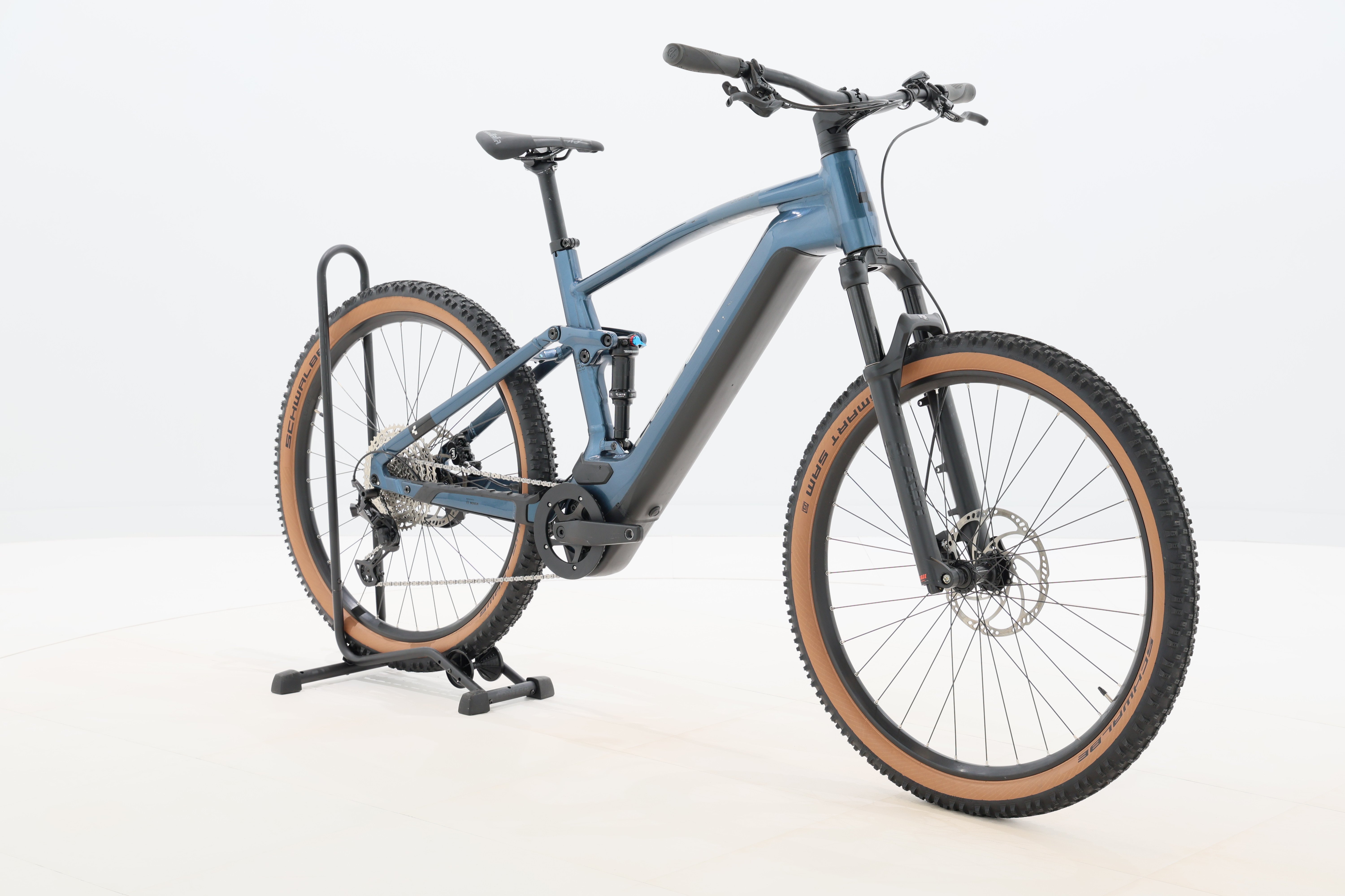 2cf1b43a-1c56-4f64-a4a1-7e5c781b5b19