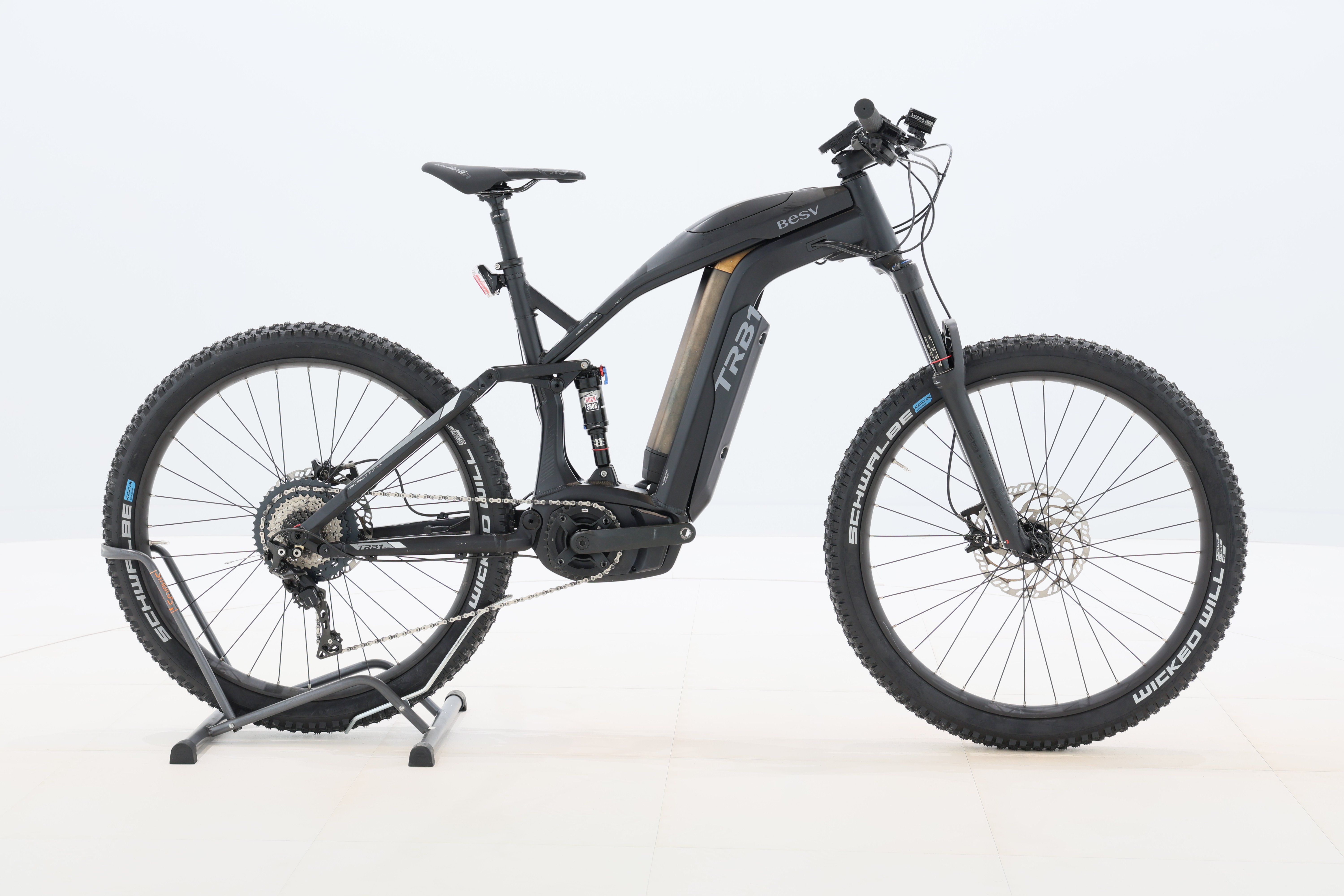 c4def468-fb23-40b1-93e9-434f9015bc37