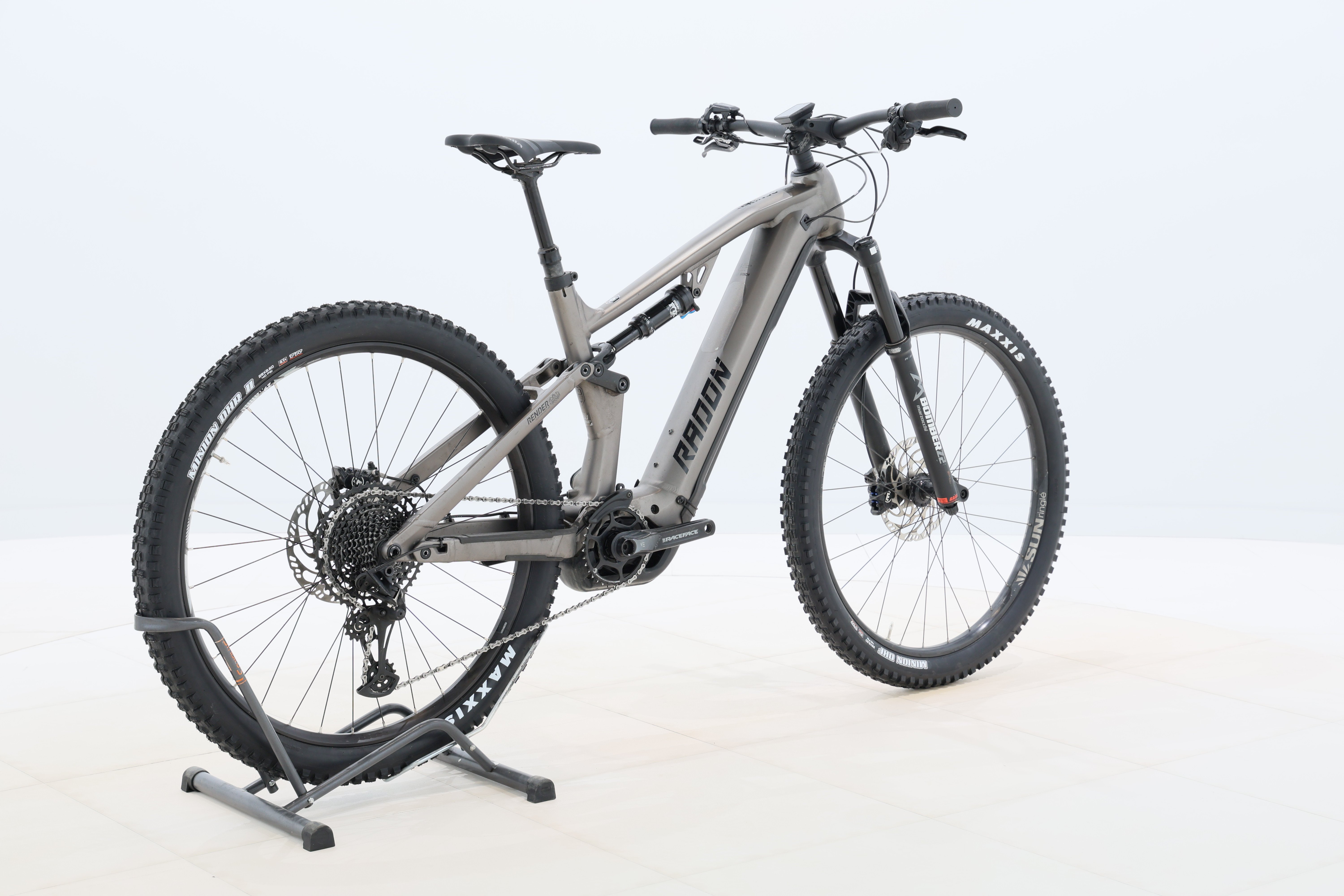 f3321d50-8153-447e-be9b-261eeae3afa4