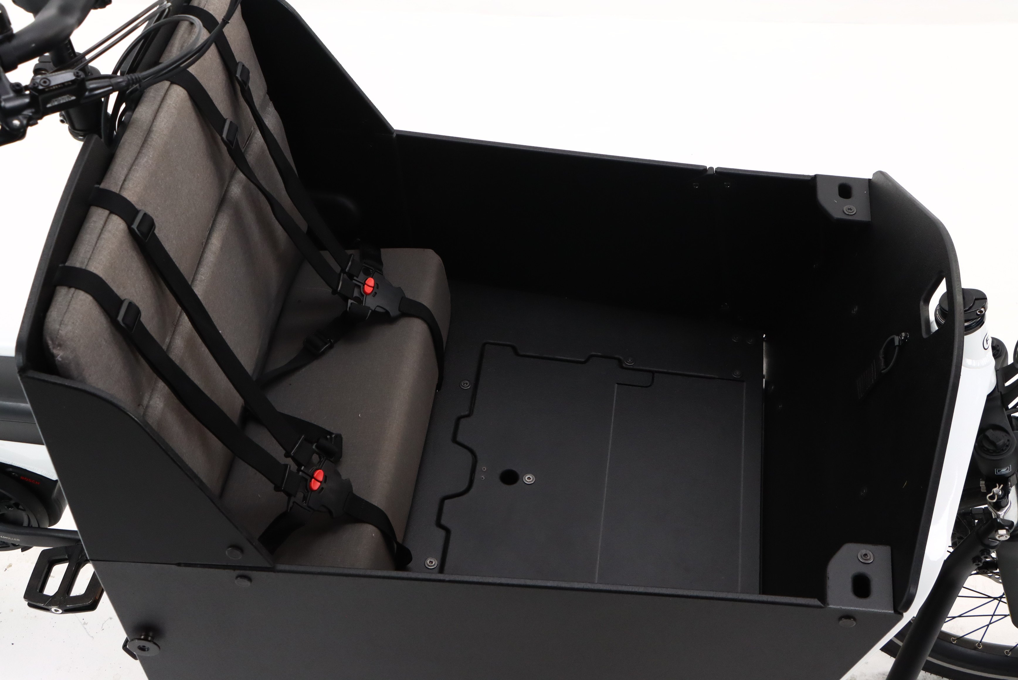 c4408be1-01e4-49a9-a483-eb0048d2b043