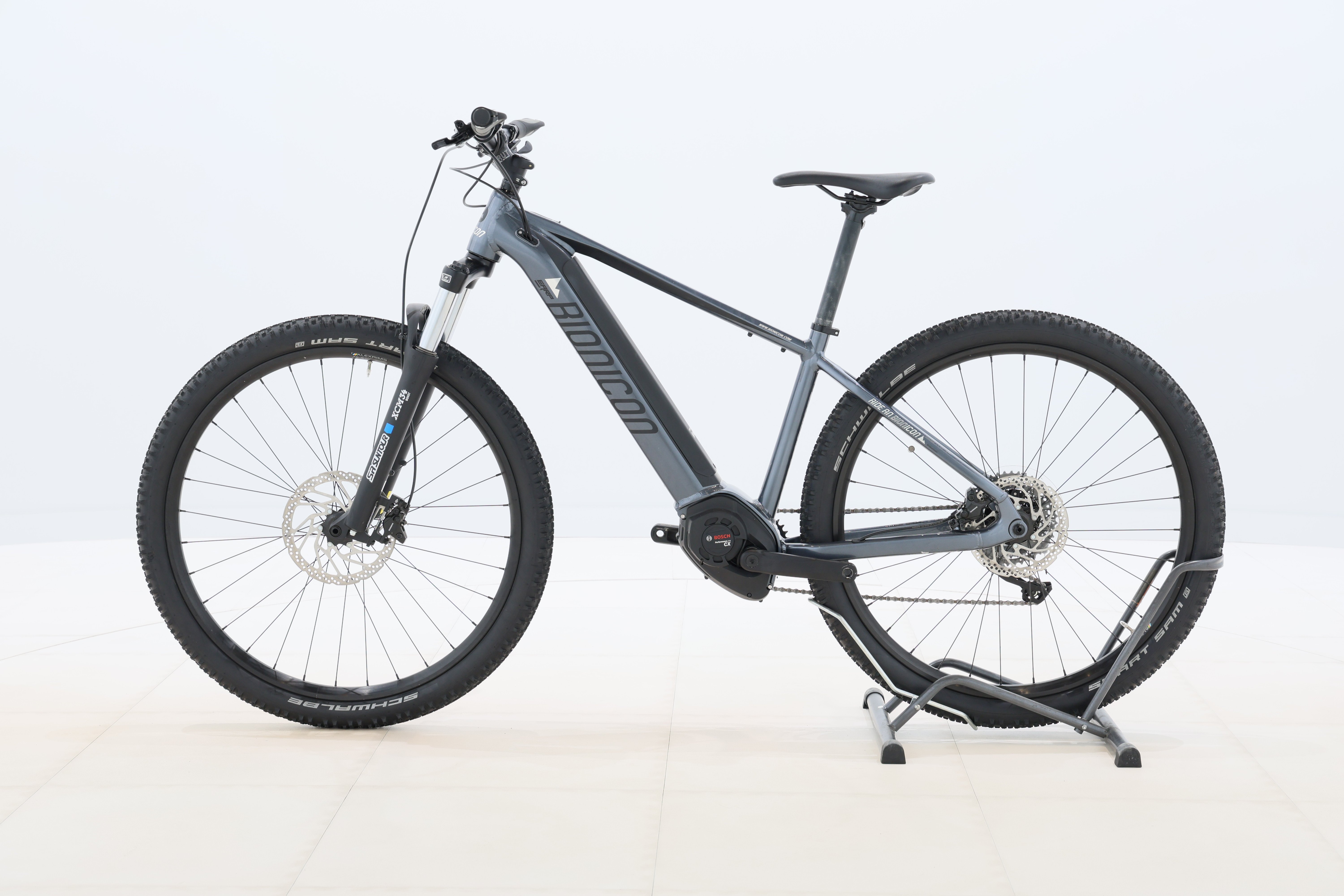 748fc8e2-ecb4-4ba1-91de-e3e1e6b91a55