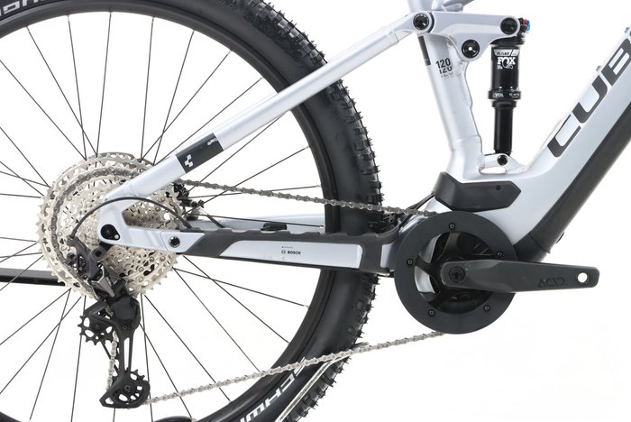 Cube STEREO HYBRID 120 RACE 750 2023