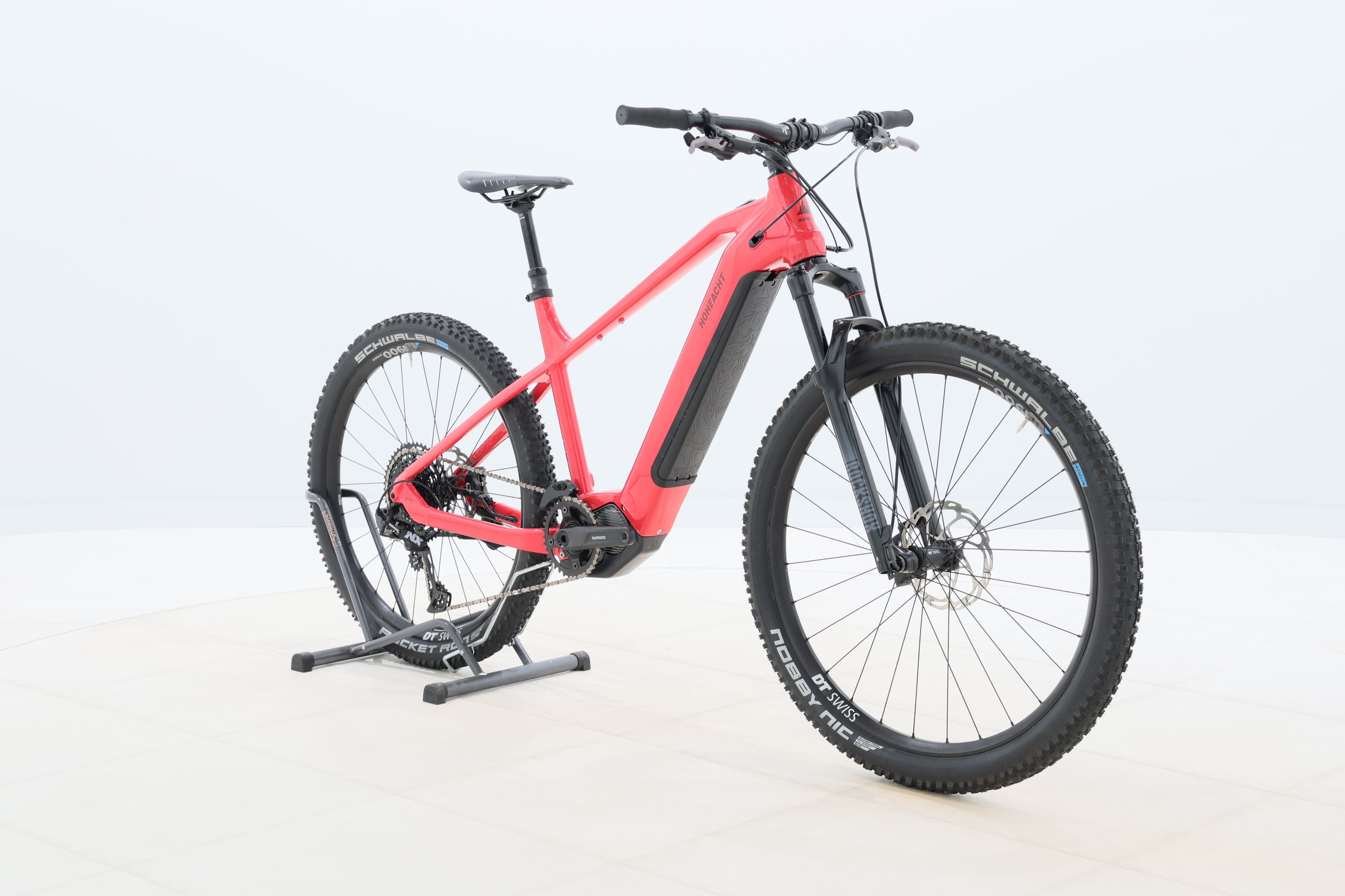 03b60e87-03cb-4eeb-9495-4225bea3d6b7