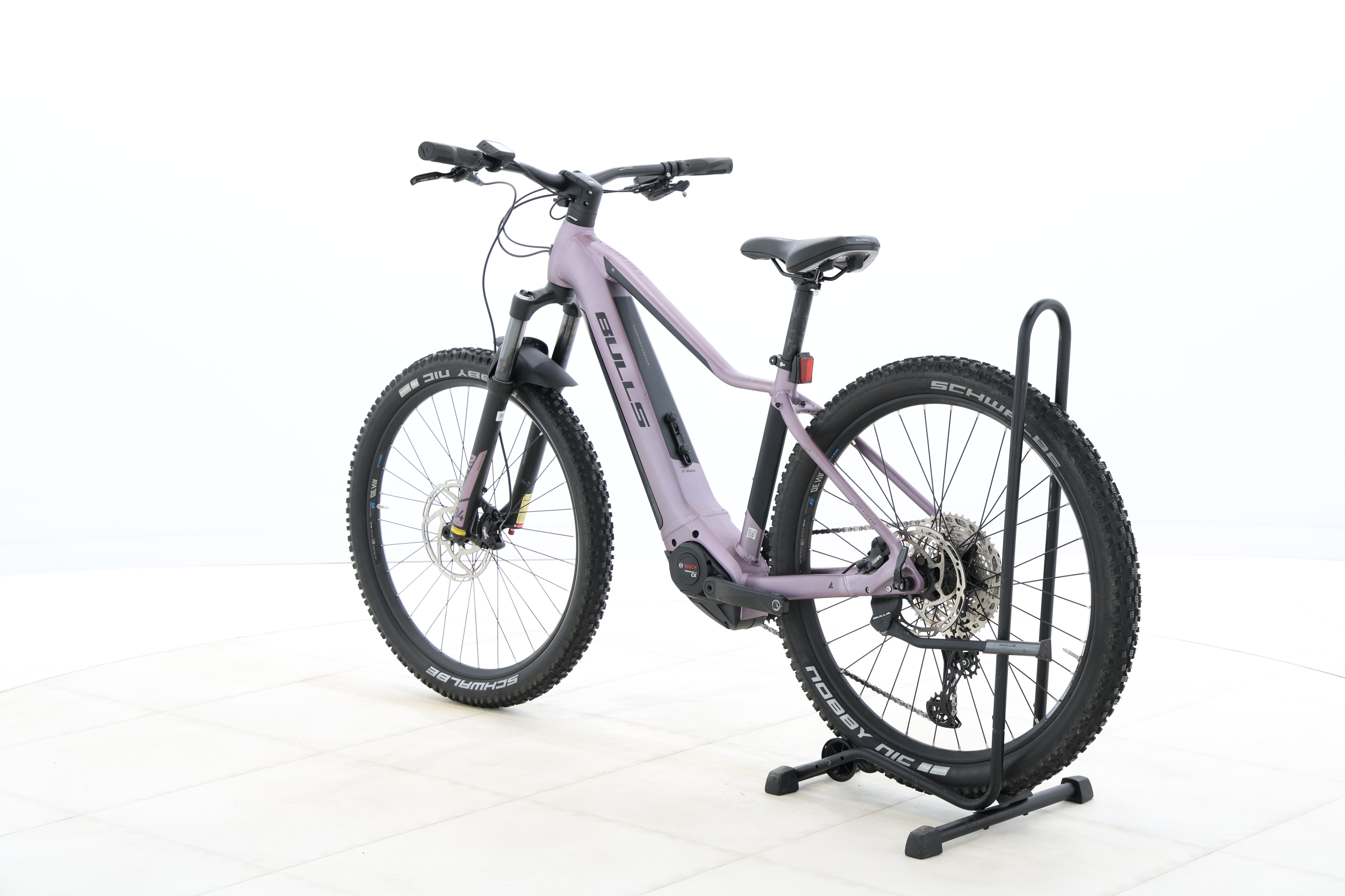 945f8bad-a075-4989-87a5-d14ec3ab6a51