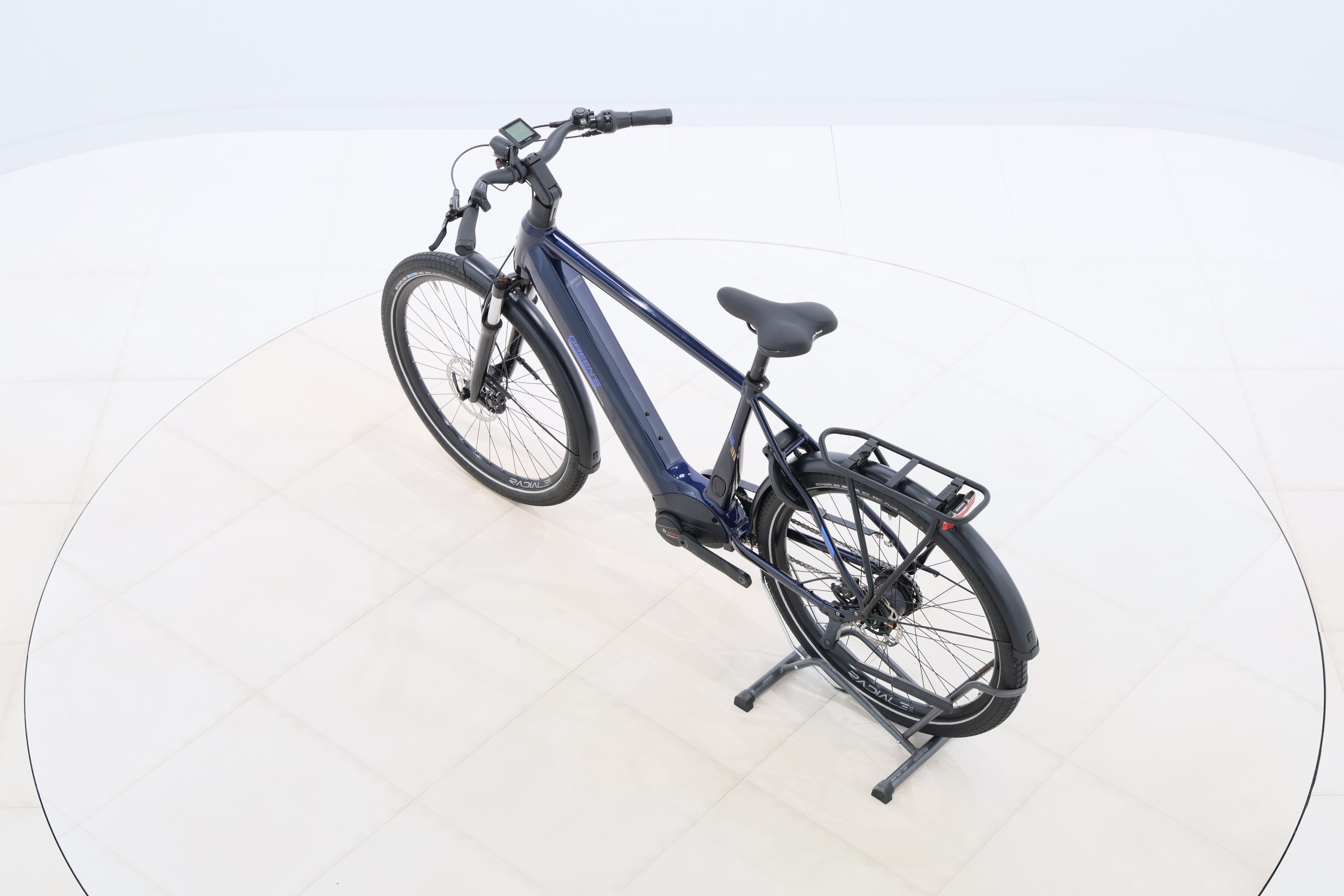 b513fe36-1029-48f1-ac17-82c8a116b123