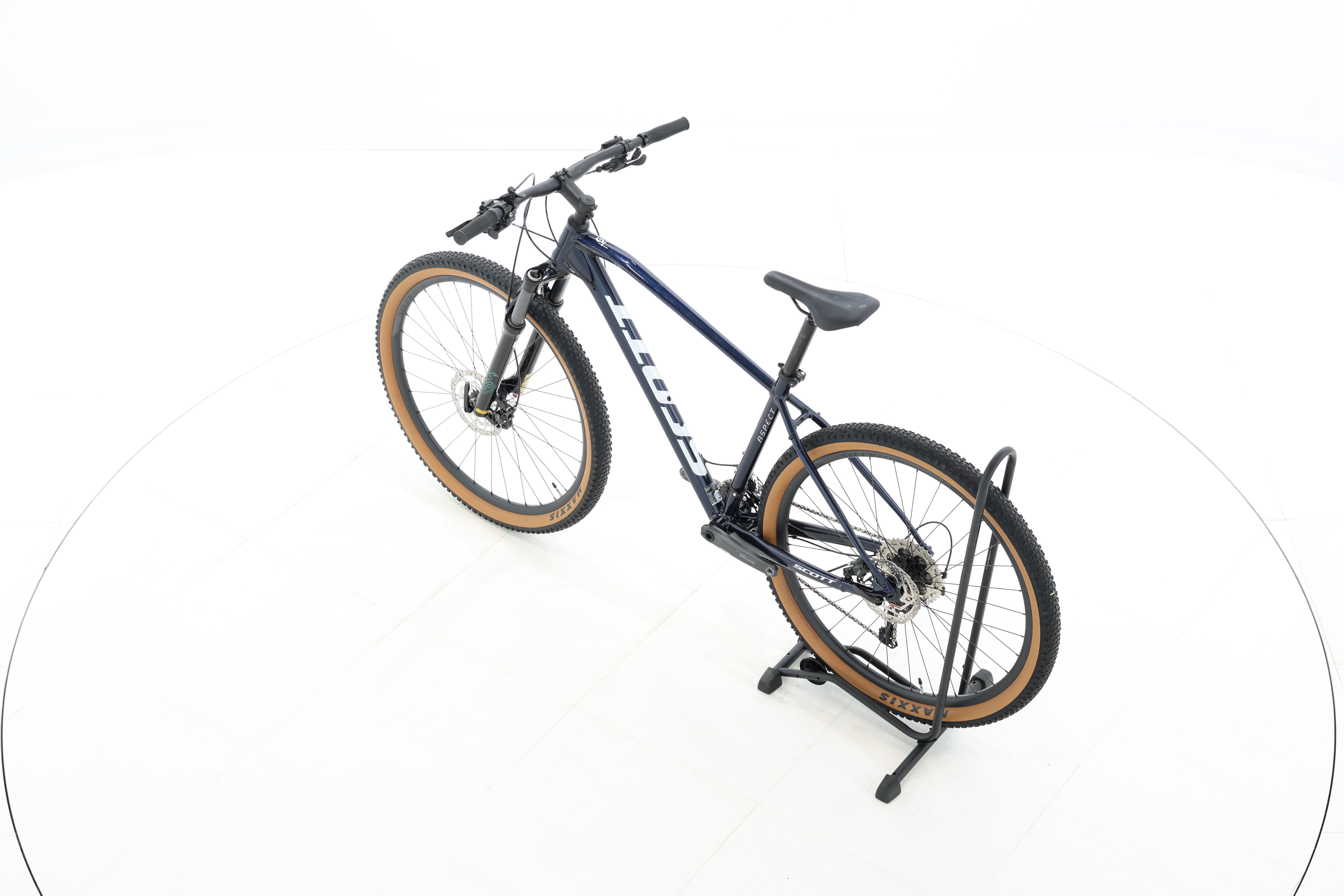 a45351c5-ab3c-4a04-b3c2-c04cb61d705e