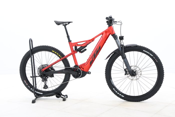 KTM MACINA KAPOHO 7973 2022