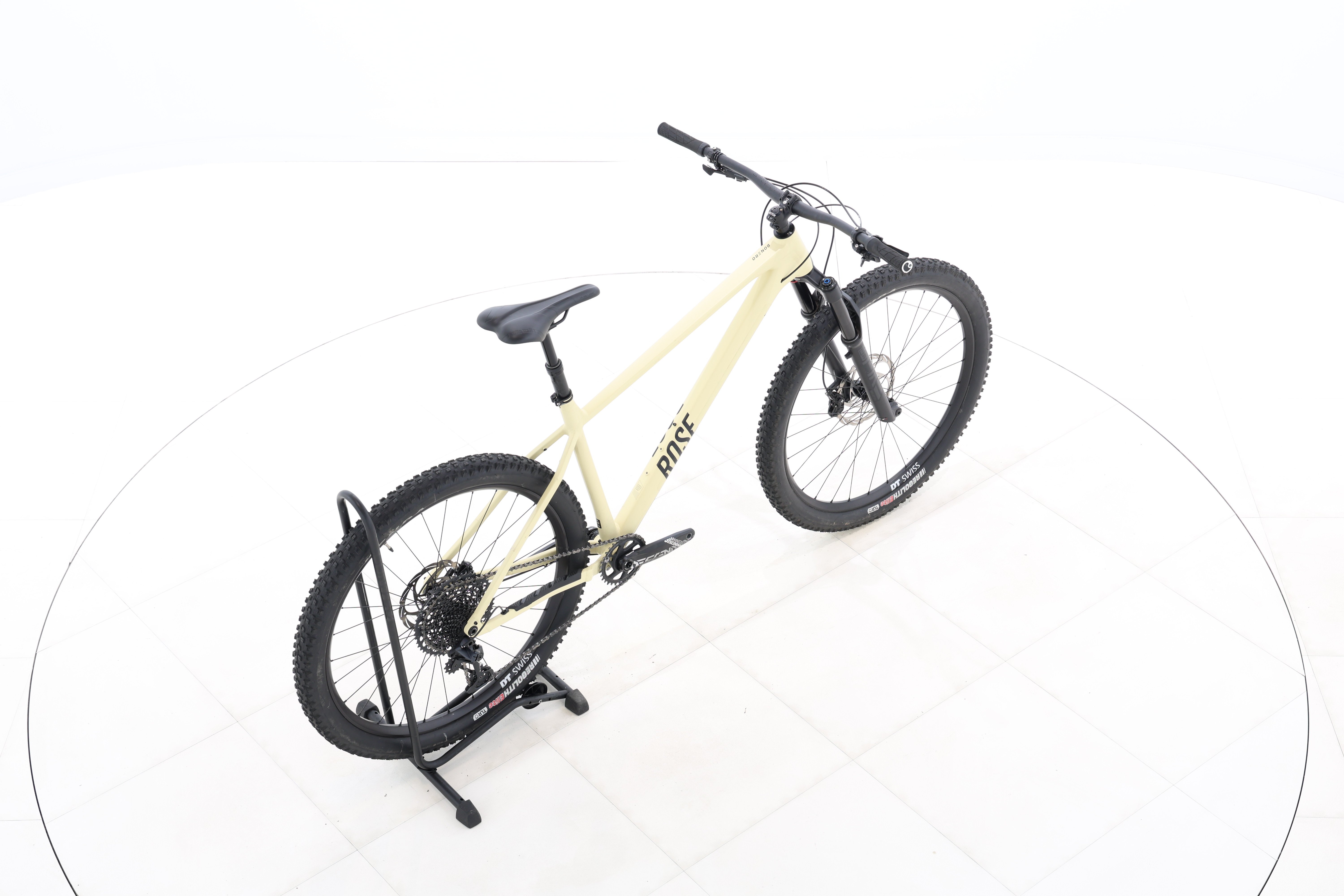 f742e2cb-a751-4829-9cc4-8af17e84f83e