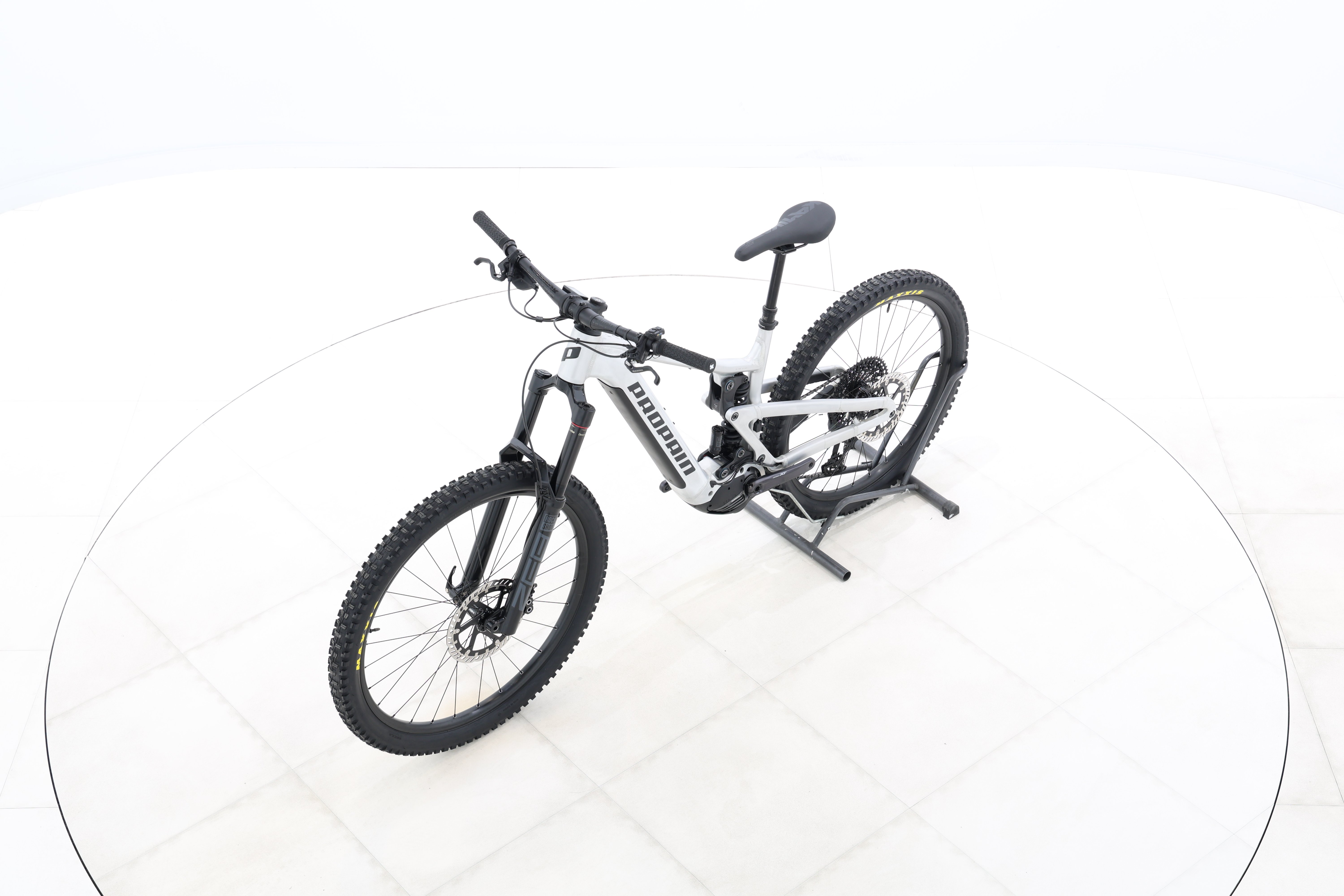 ebcb65bb-032e-481e-bb97-de33aa9e5851