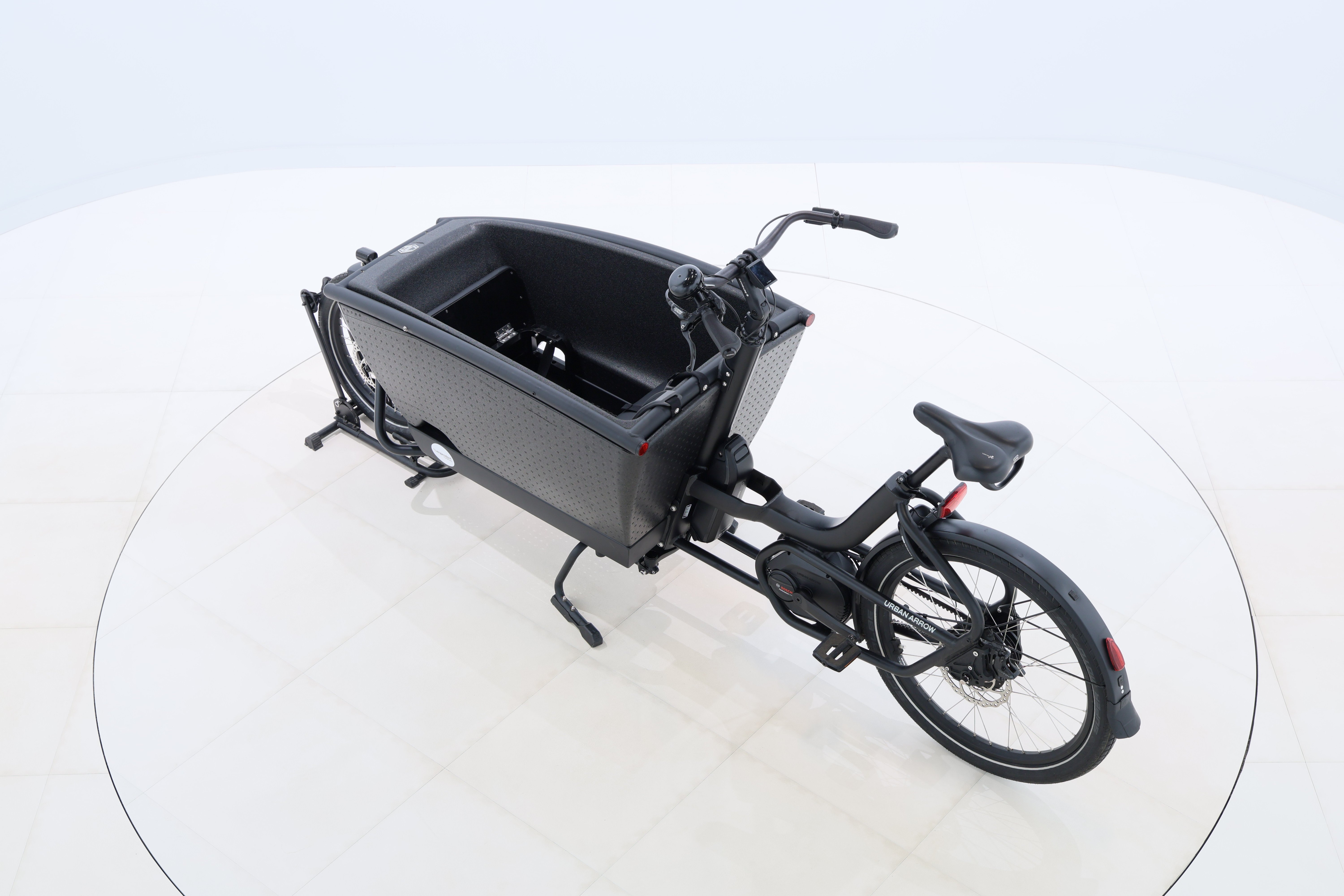 aaa0fd5d-1158-4d45-b5c9-5d9b410cff1b