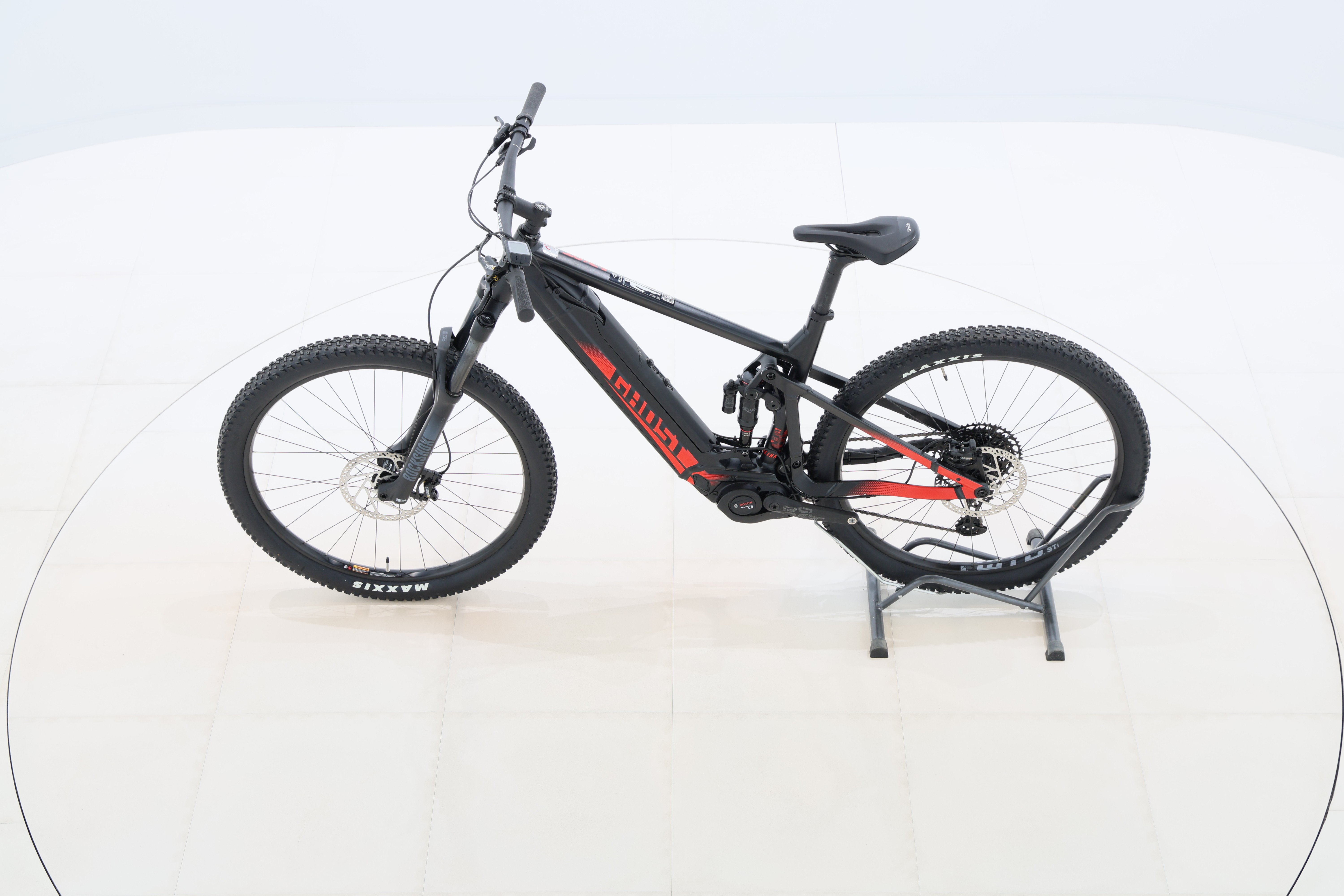 e3dad7b2-b1e7-43f0-a4c8-b213251dd5c5