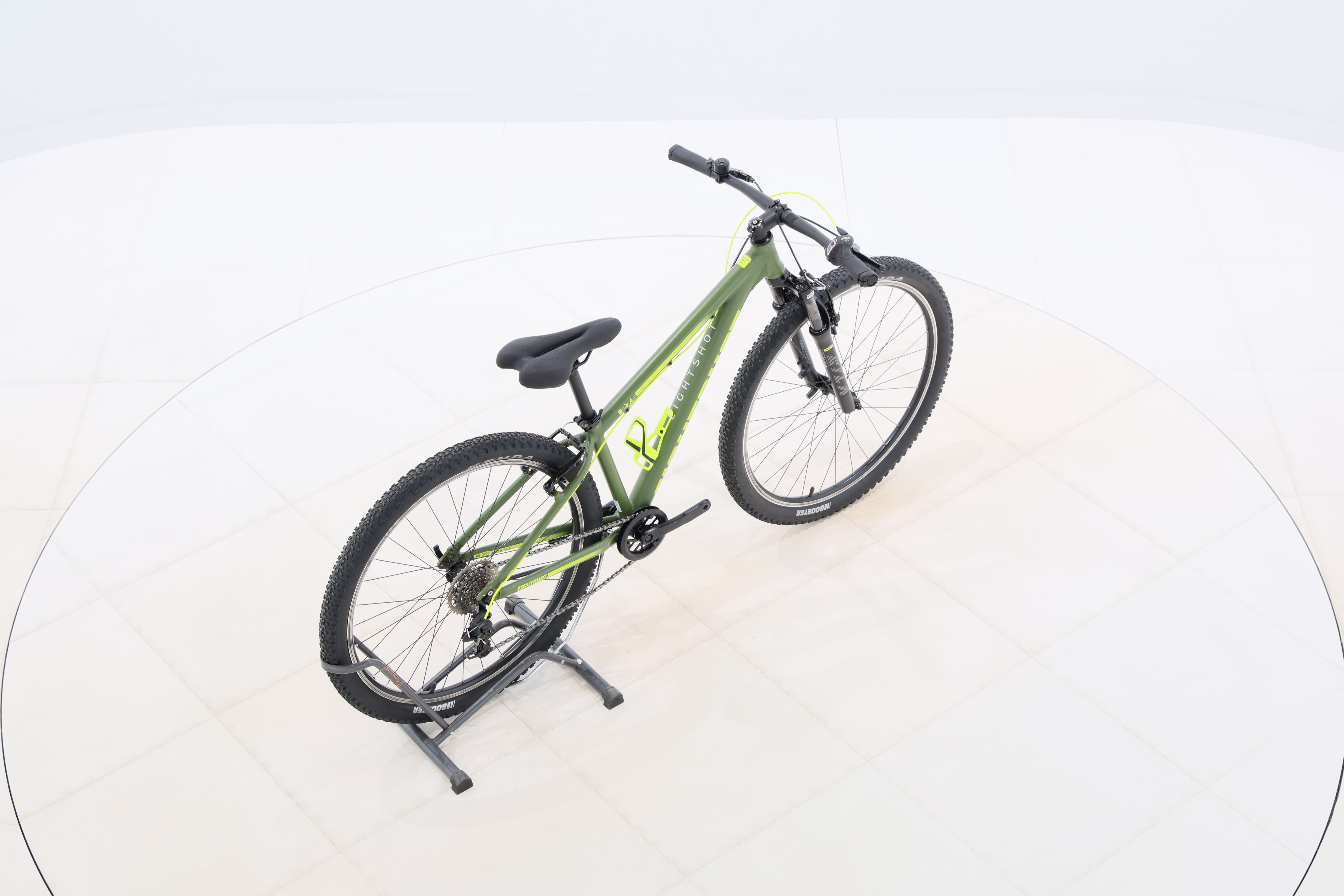 dff583d2-4d34-4b24-8664-9ebb65e8d51e