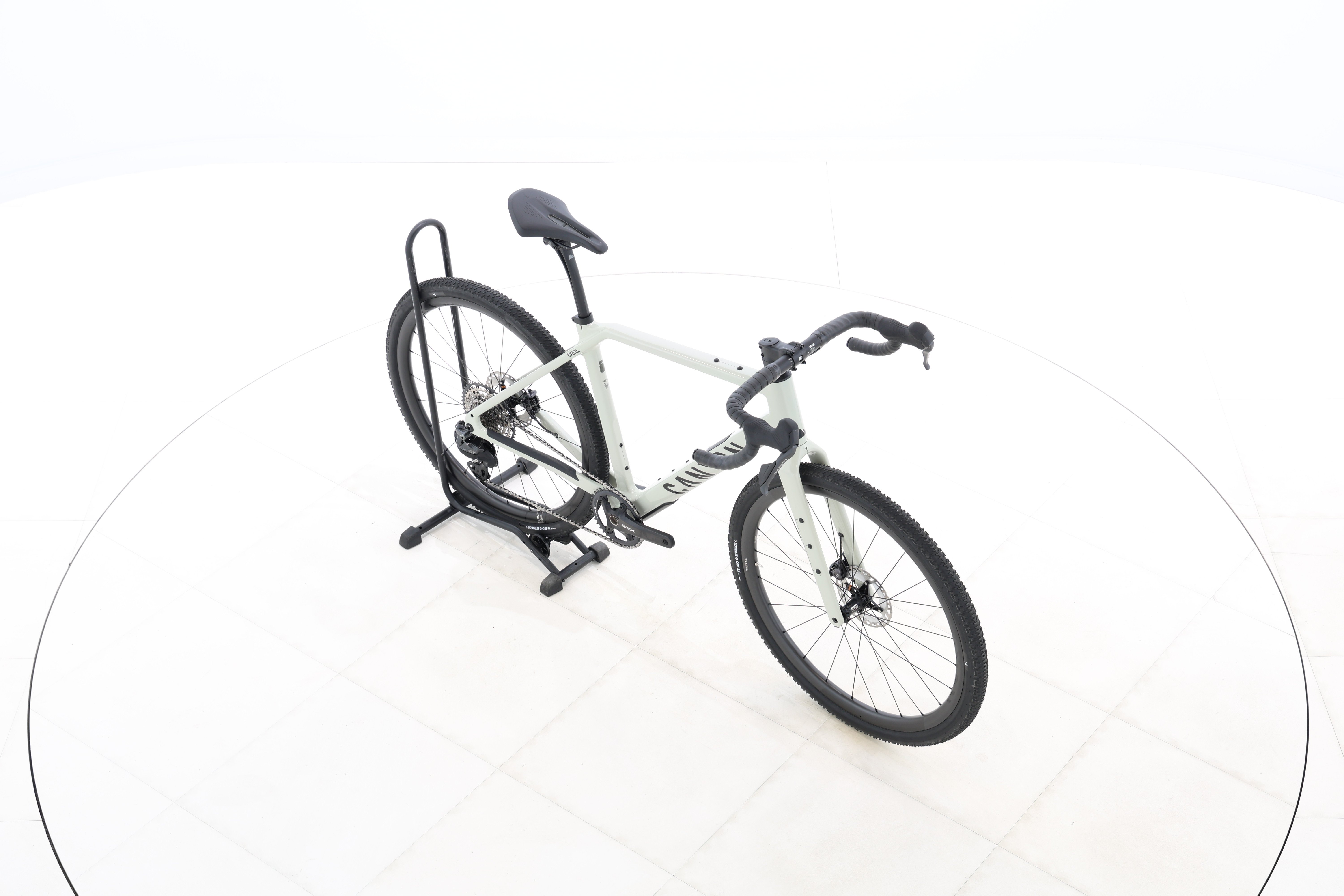 e5cbc78b-e9b5-4dbf-8a9b-eac2302d930a